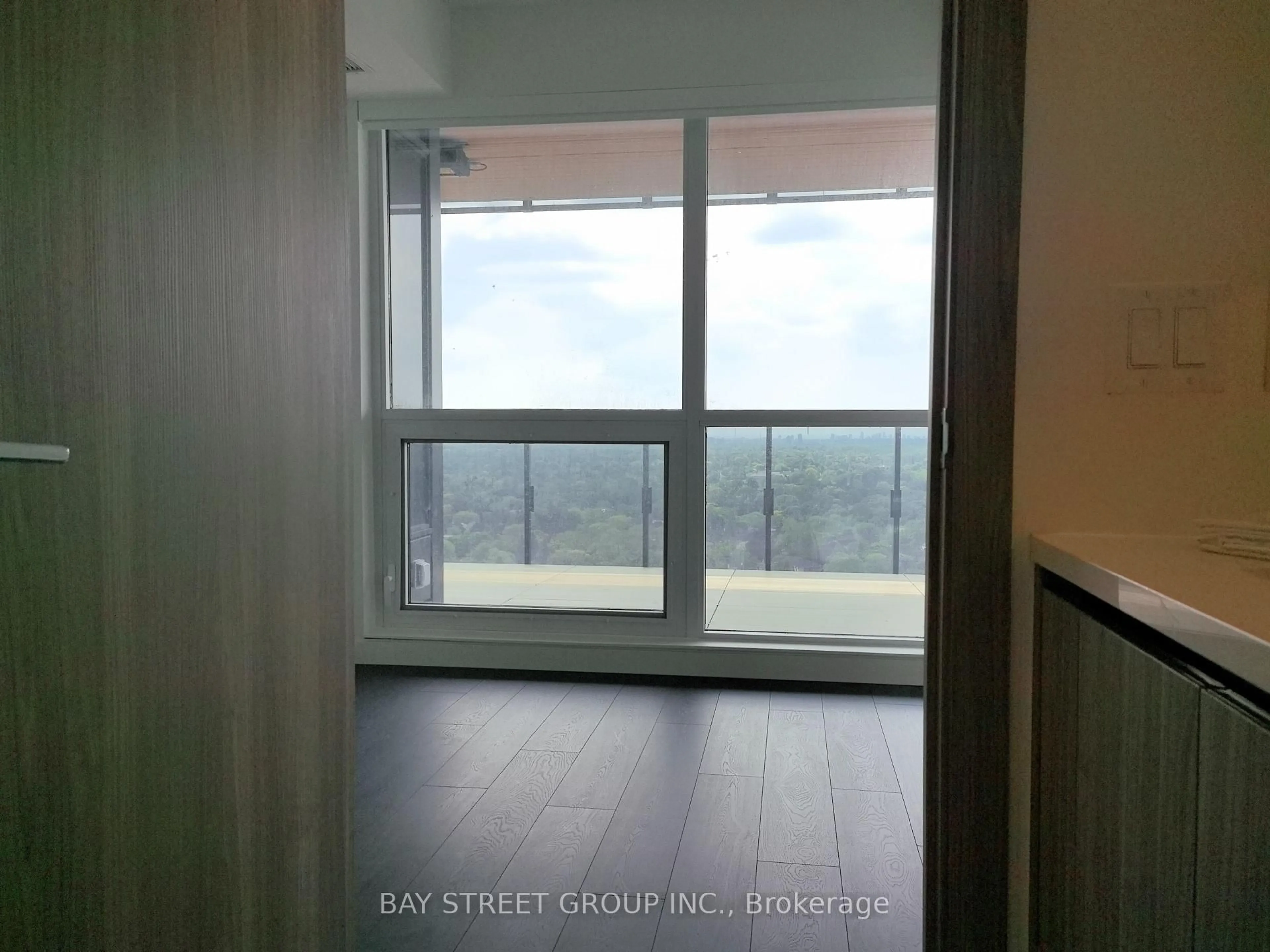 A pic of a room for 27 Mcmahon Dr #2702, Toronto Ontario L3R 9Y7