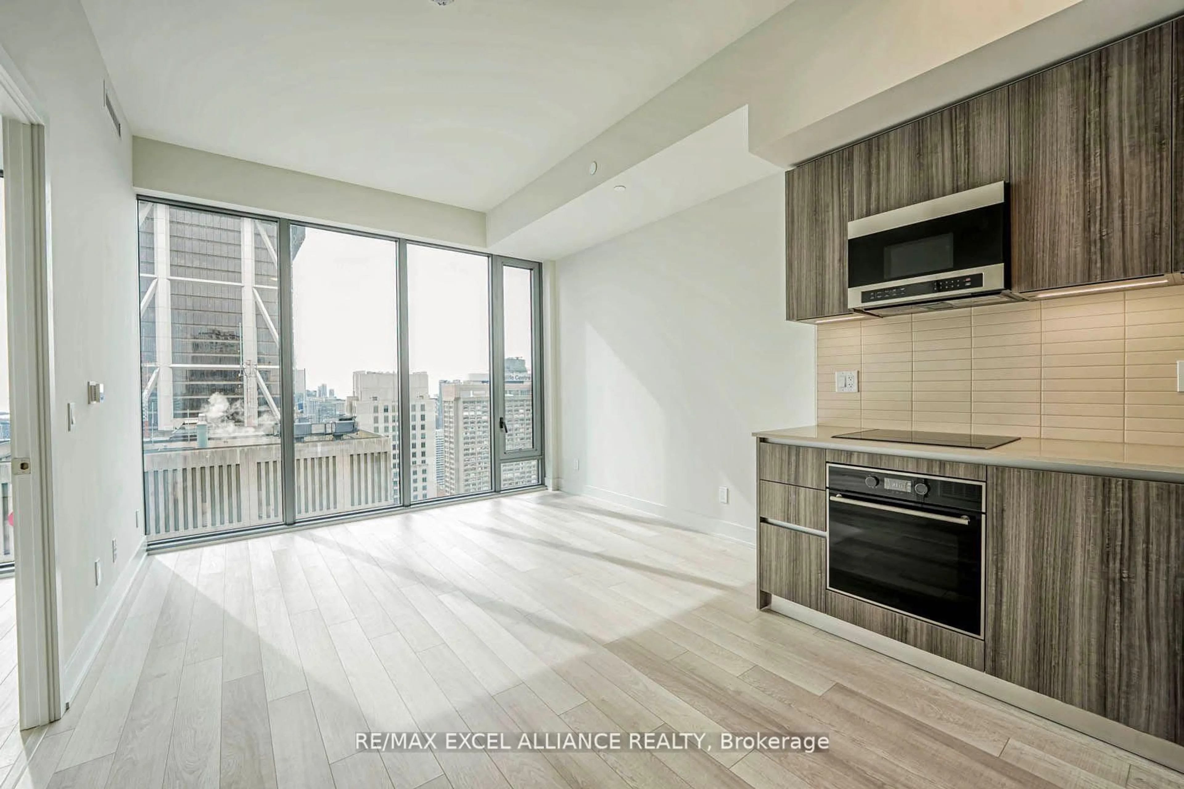 Unknown for 8 Cumberland St #4905, Toronto Ontario M4W 0B6