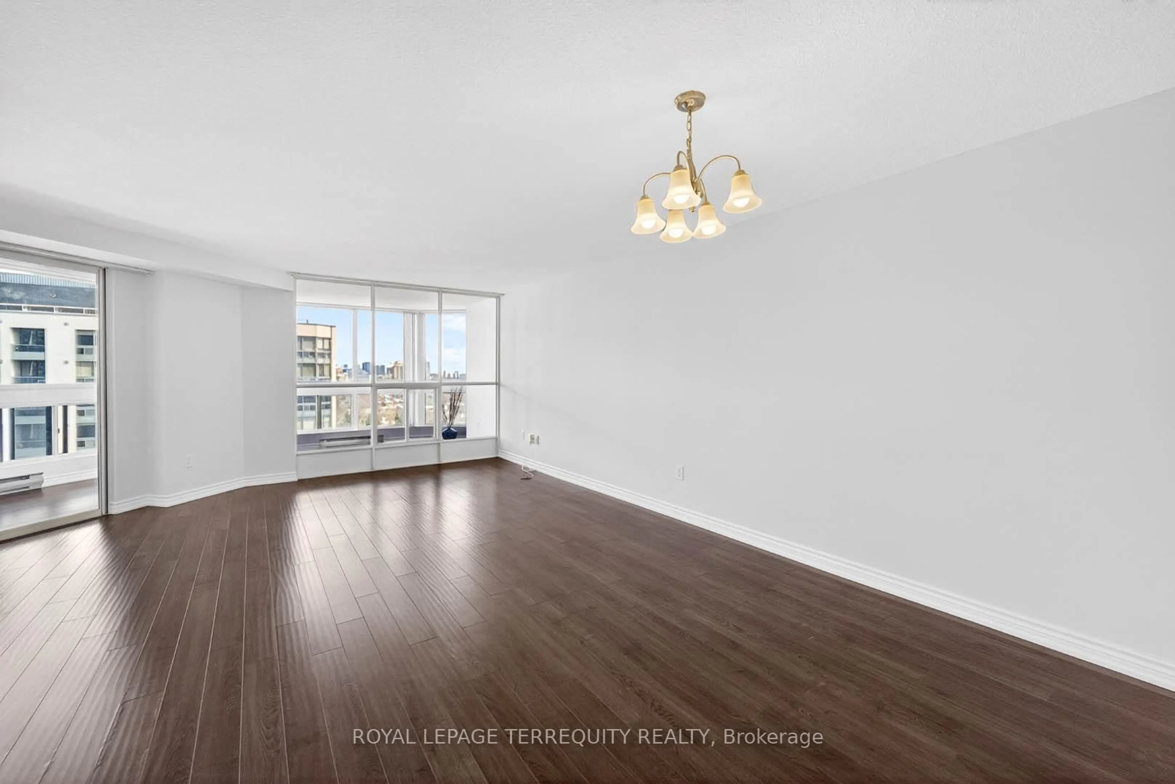 A pic of a room for 10 Kenneth Ave #1805, Toronto Ontario M2N 6K6