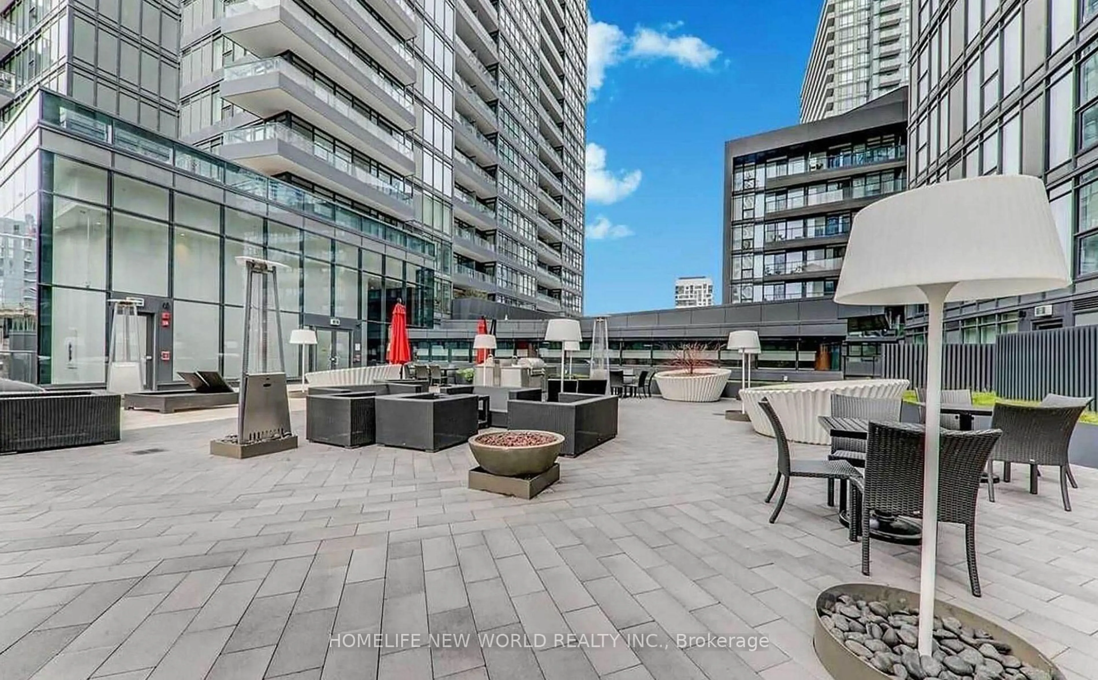 Patio, unknown for 70 Queens Wharf Rd #612, Toronto Ontario M5V 0J2