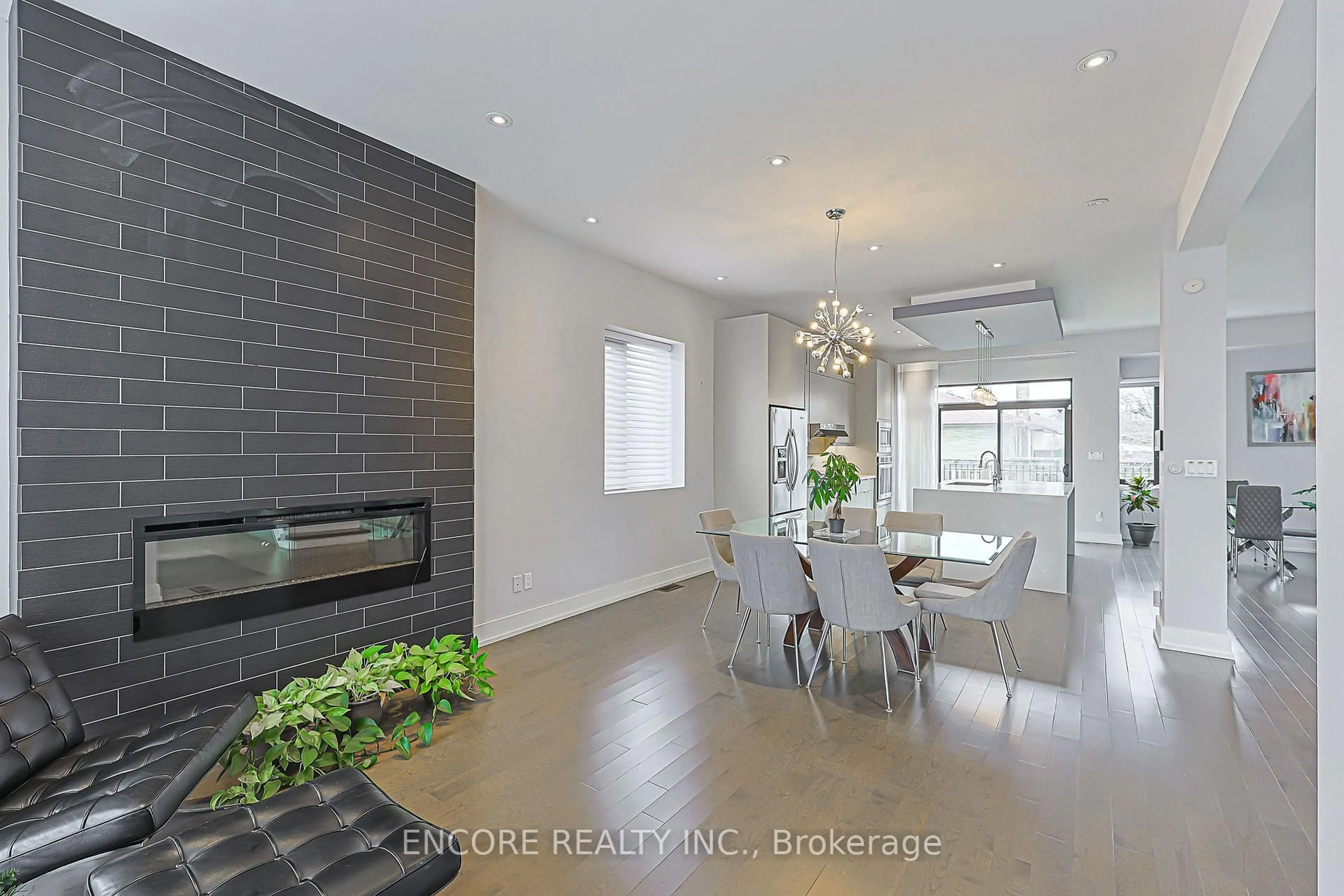 Unknown for 93 Pleasant View Dr, Toronto Ontario M2J 3R2