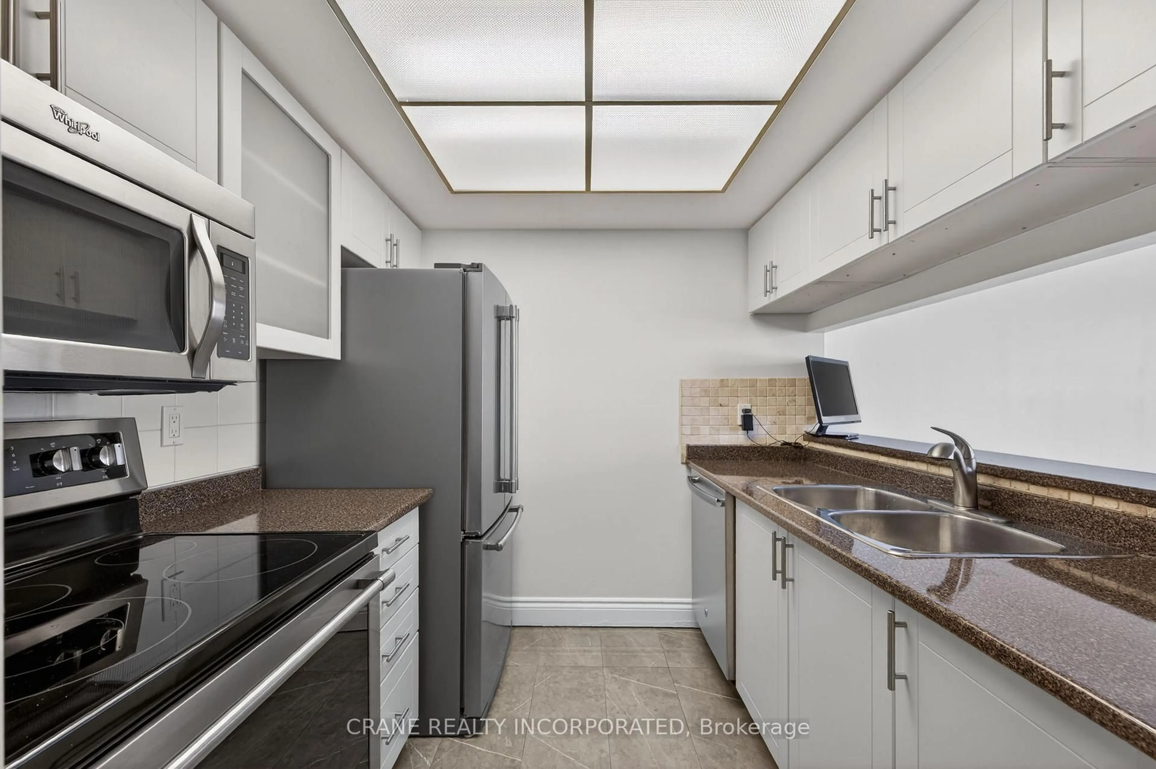 Standard kitchen, unknown for 77 Harbour Sq #1605, Toronto Ontario M5J 2S2