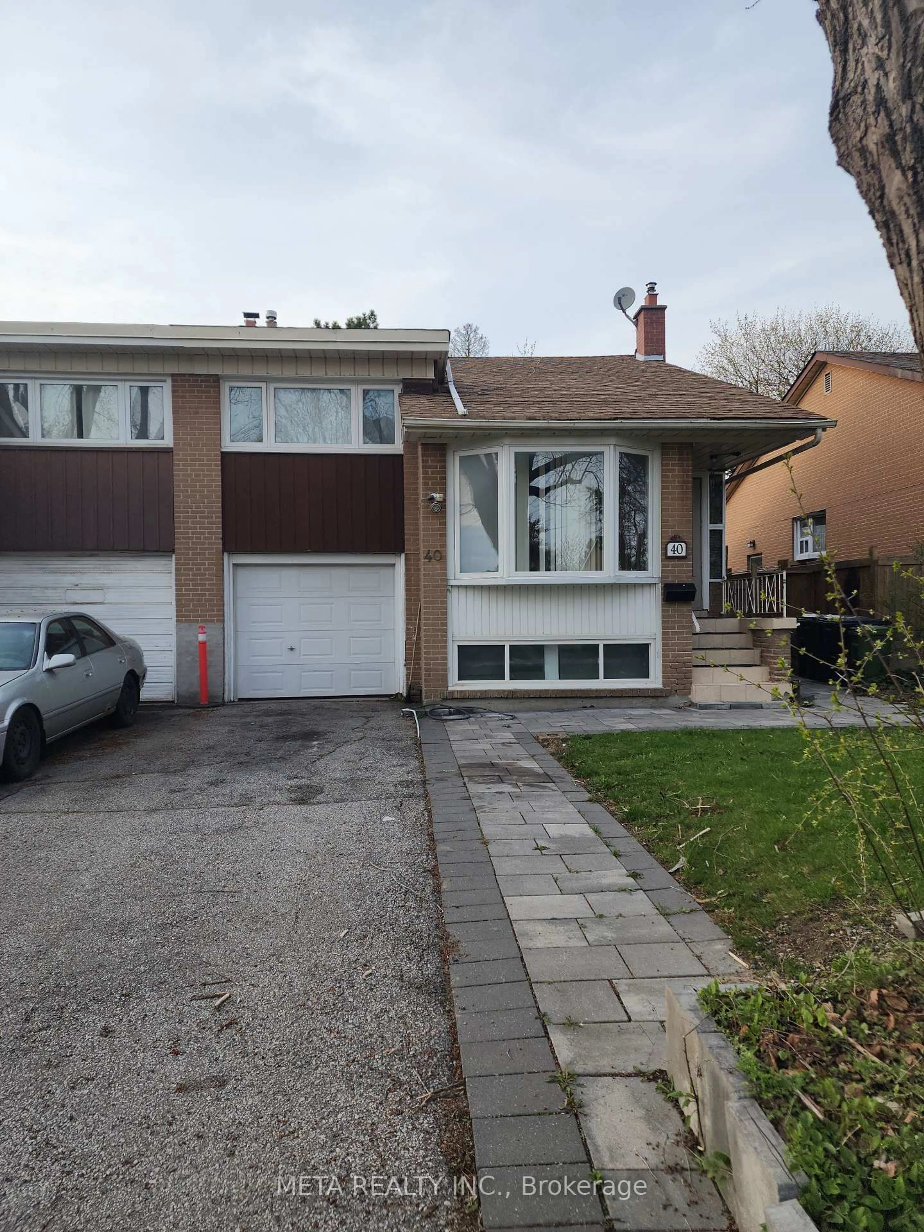 Home with brick exterior material, street for 40 Pinemore Cres, Toronto Ontario M3A 1W6