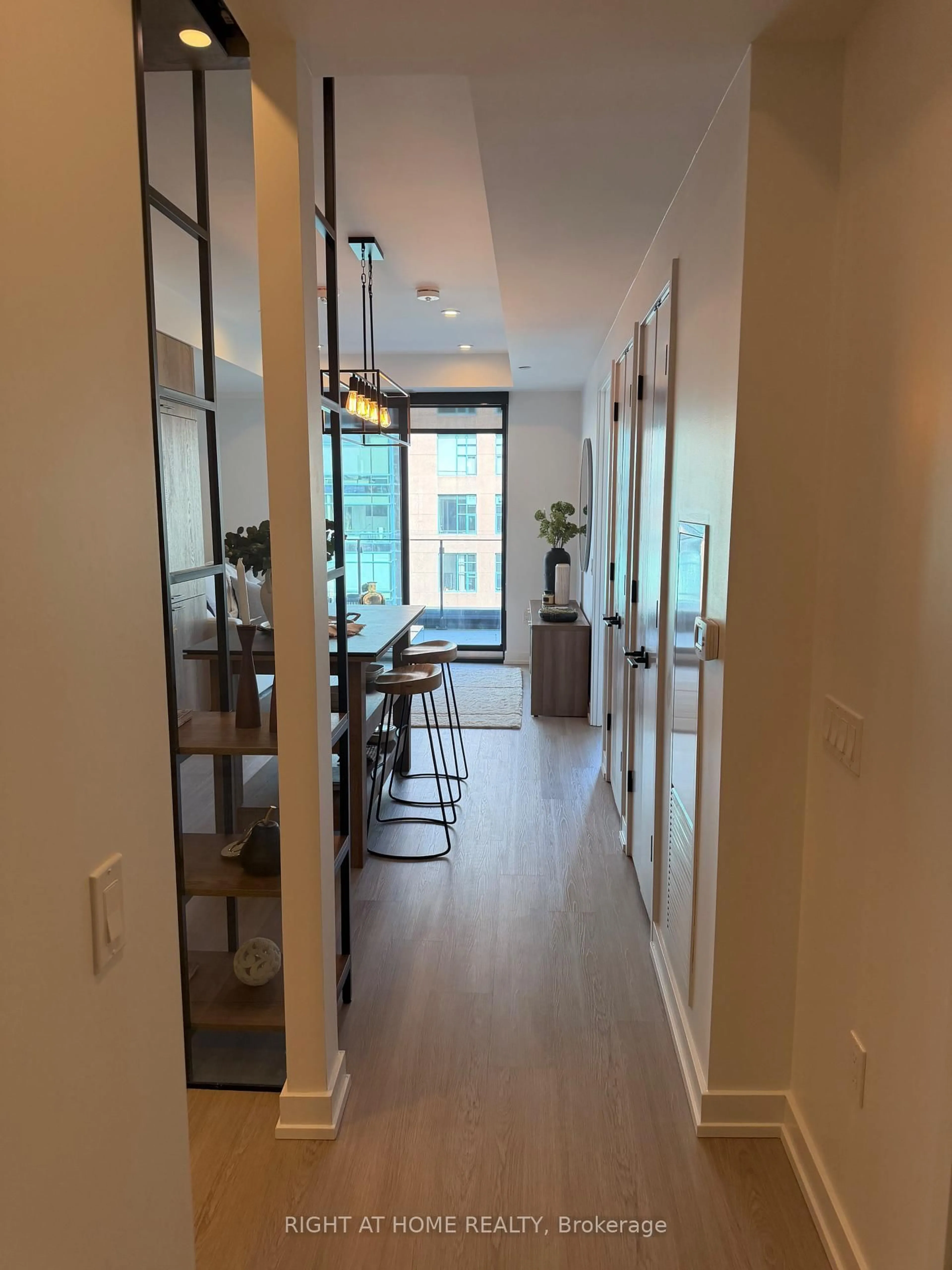 Unknown for 505 Richmond St #623, Toronto Ontario M5V 1Y3