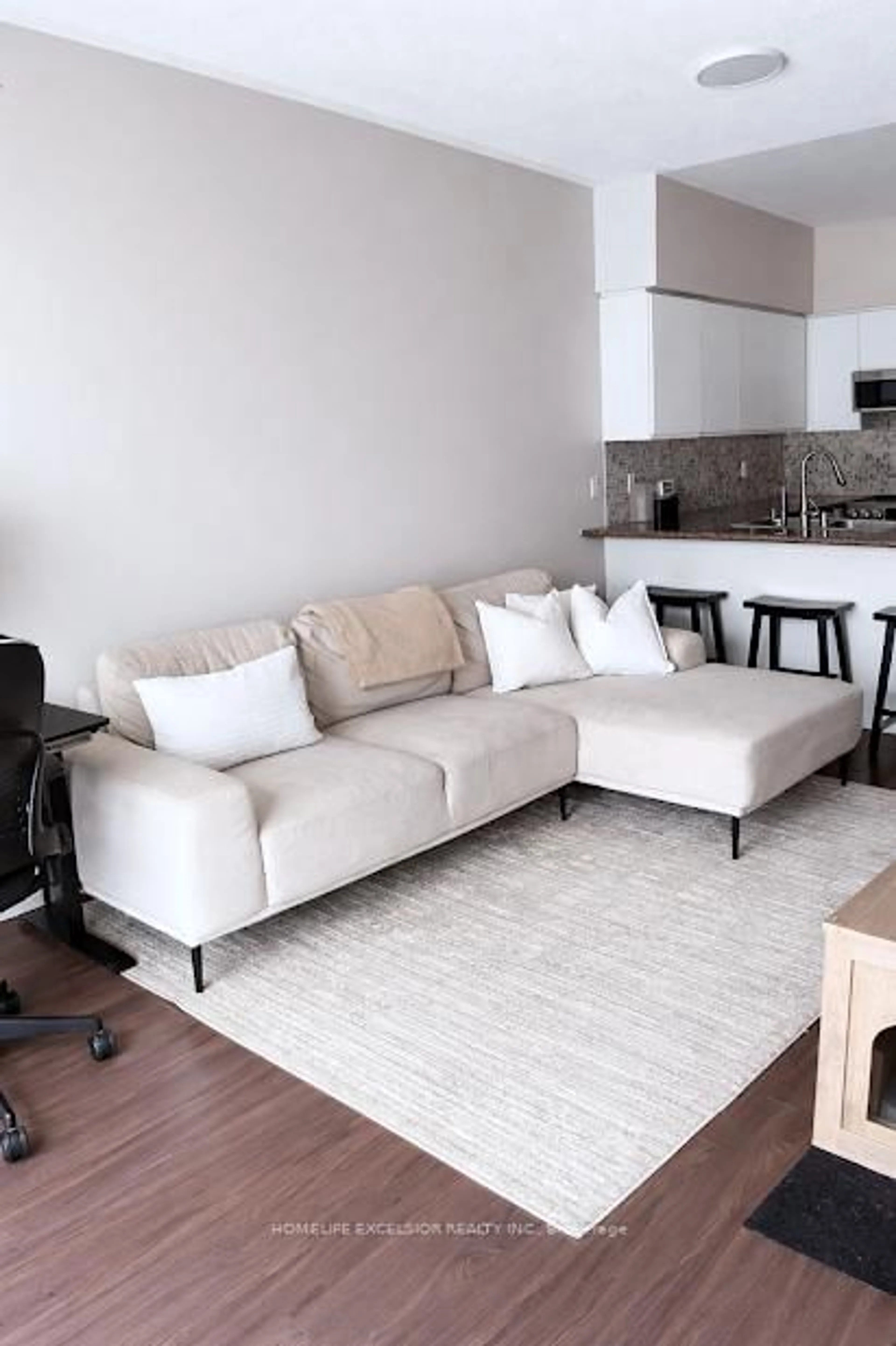 Living room with furniture, unknown for 1837 Eglinton Ave #226, Toronto Ontario M4A 2Y4