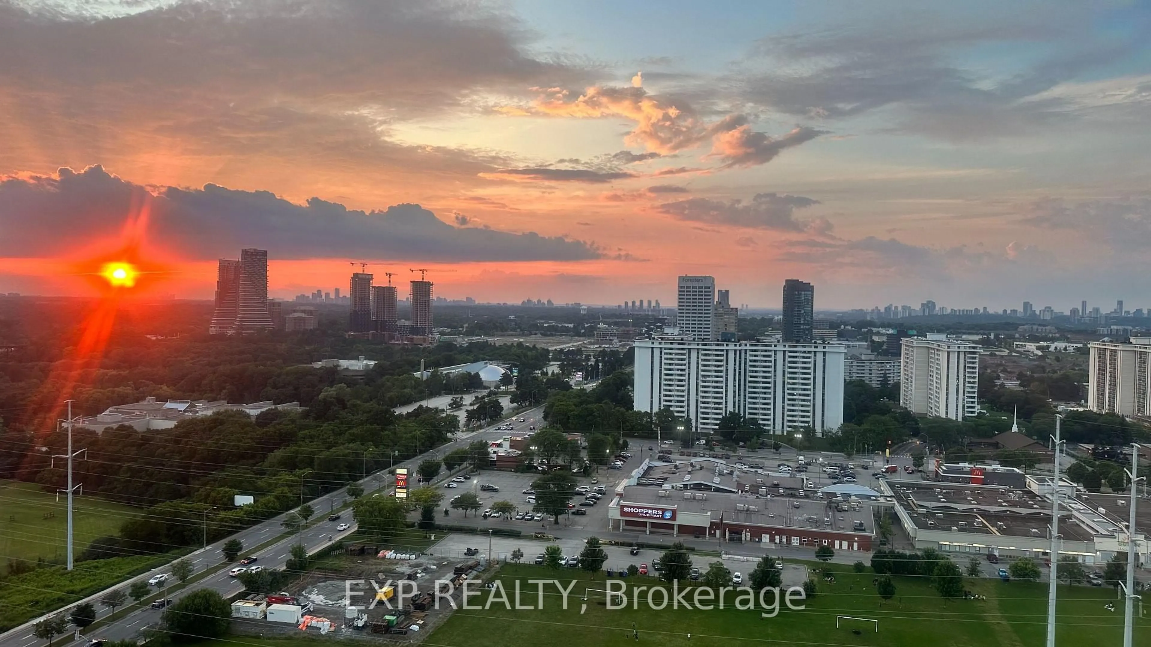 Blurry image for 725 Donmills Rd #2506, Toronto Ontario M3C 1S8