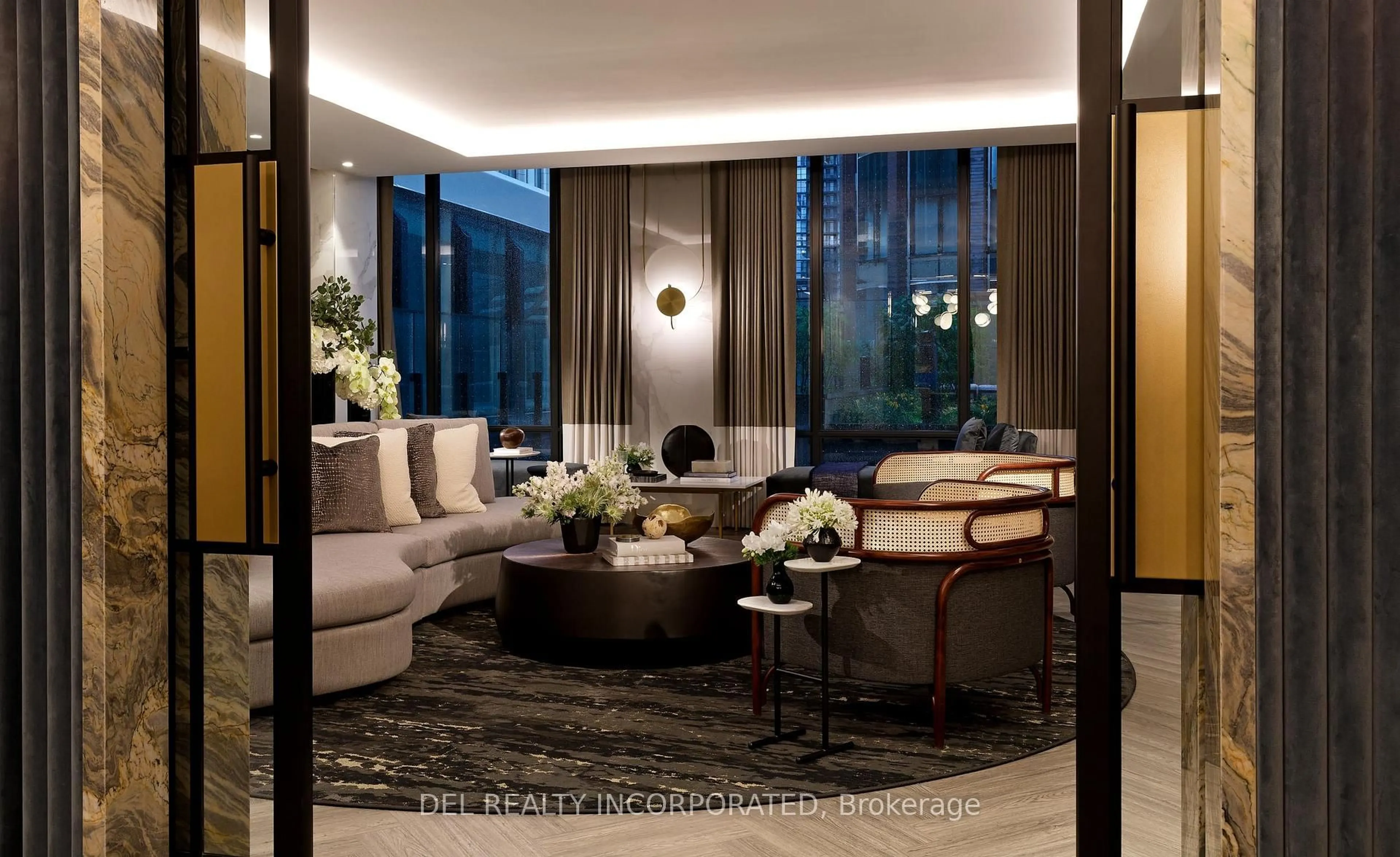 Indoor foyer for 455 Wellington St #1205, Toronto Ontario M5V 0V8