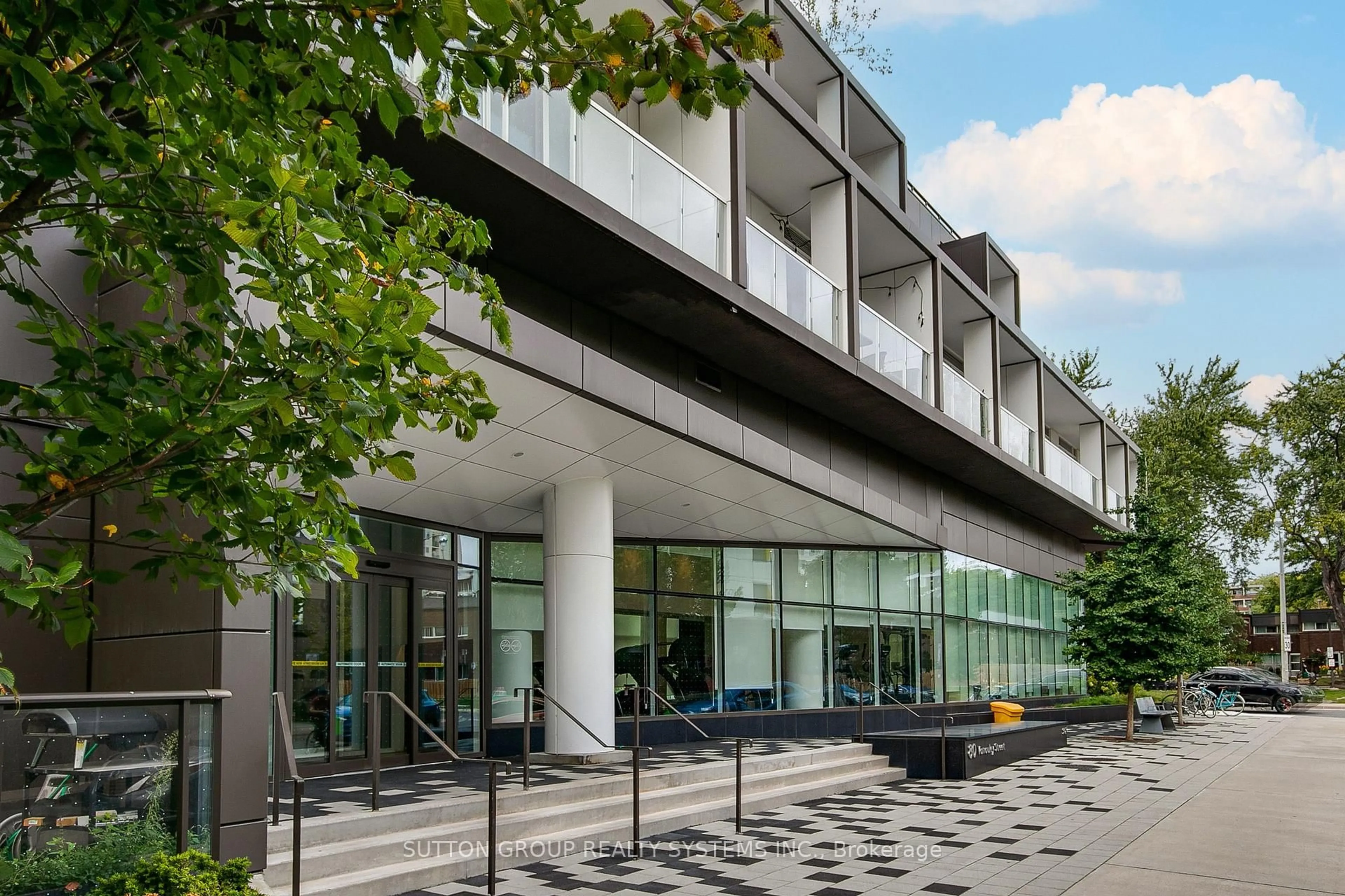 Unknown for 80 Vanauley St #910, Toronto Ontario M5T 0C9