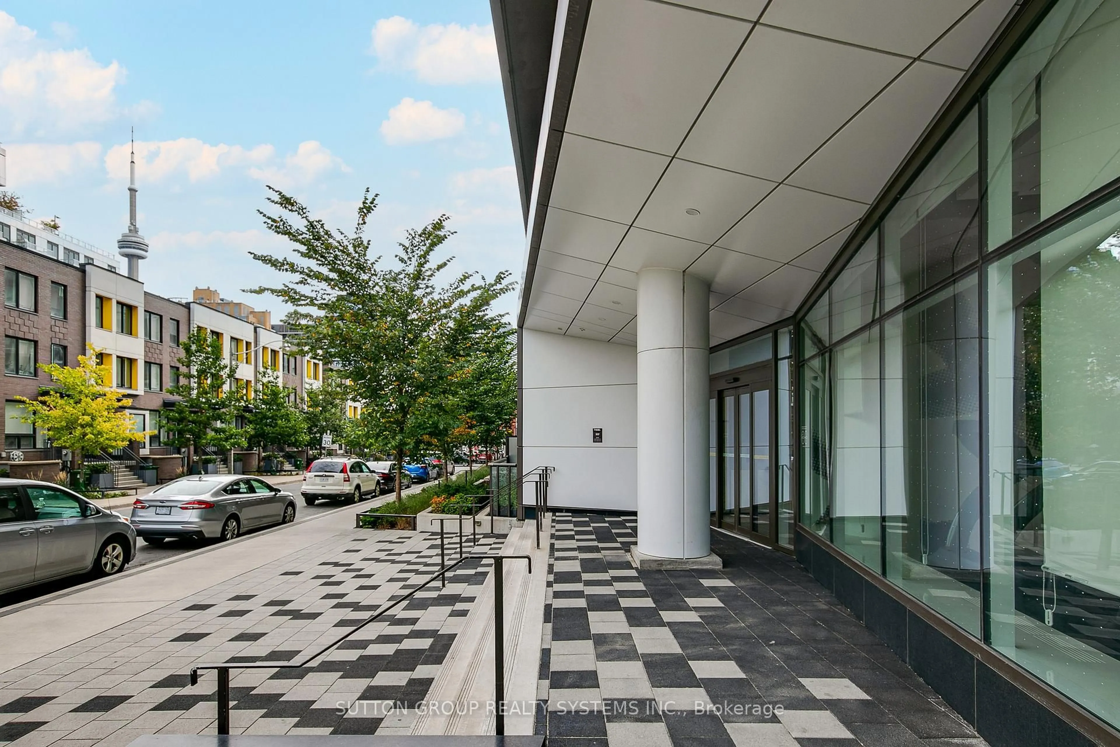 Unknown for 80 Vanauley St #910, Toronto Ontario M5T 0C9