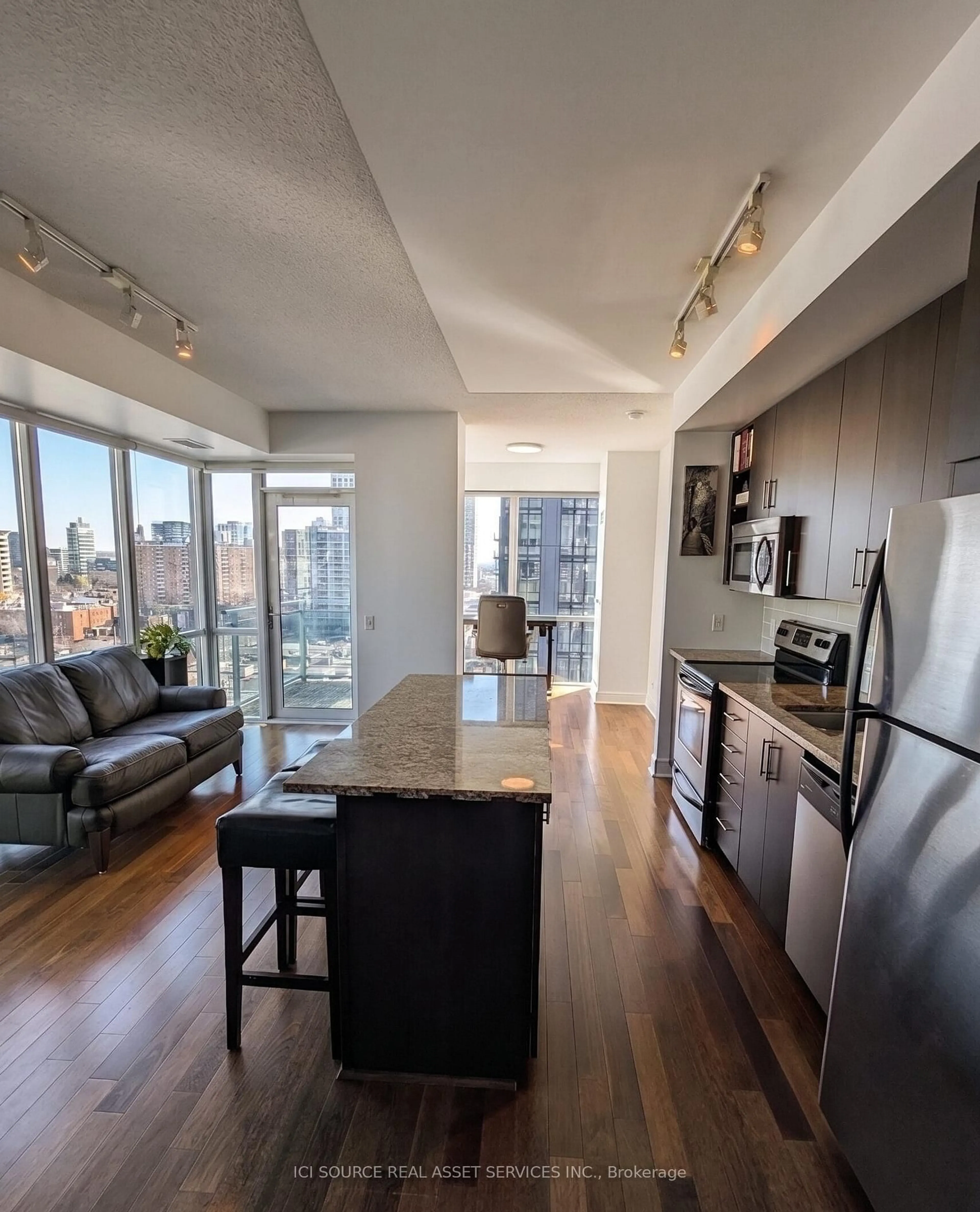 Open concept kitchen, unknown for 116 George St #N1202, Toronto Ontario M8V 2S4