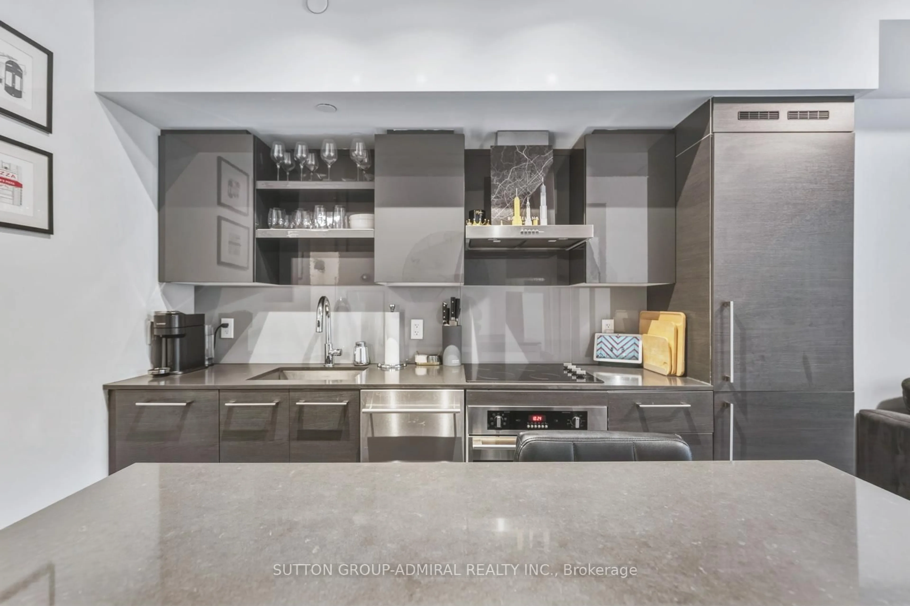 Contemporary kitchen, unknown for 1030 King St #921, Toronto Ontario M6K 0B4