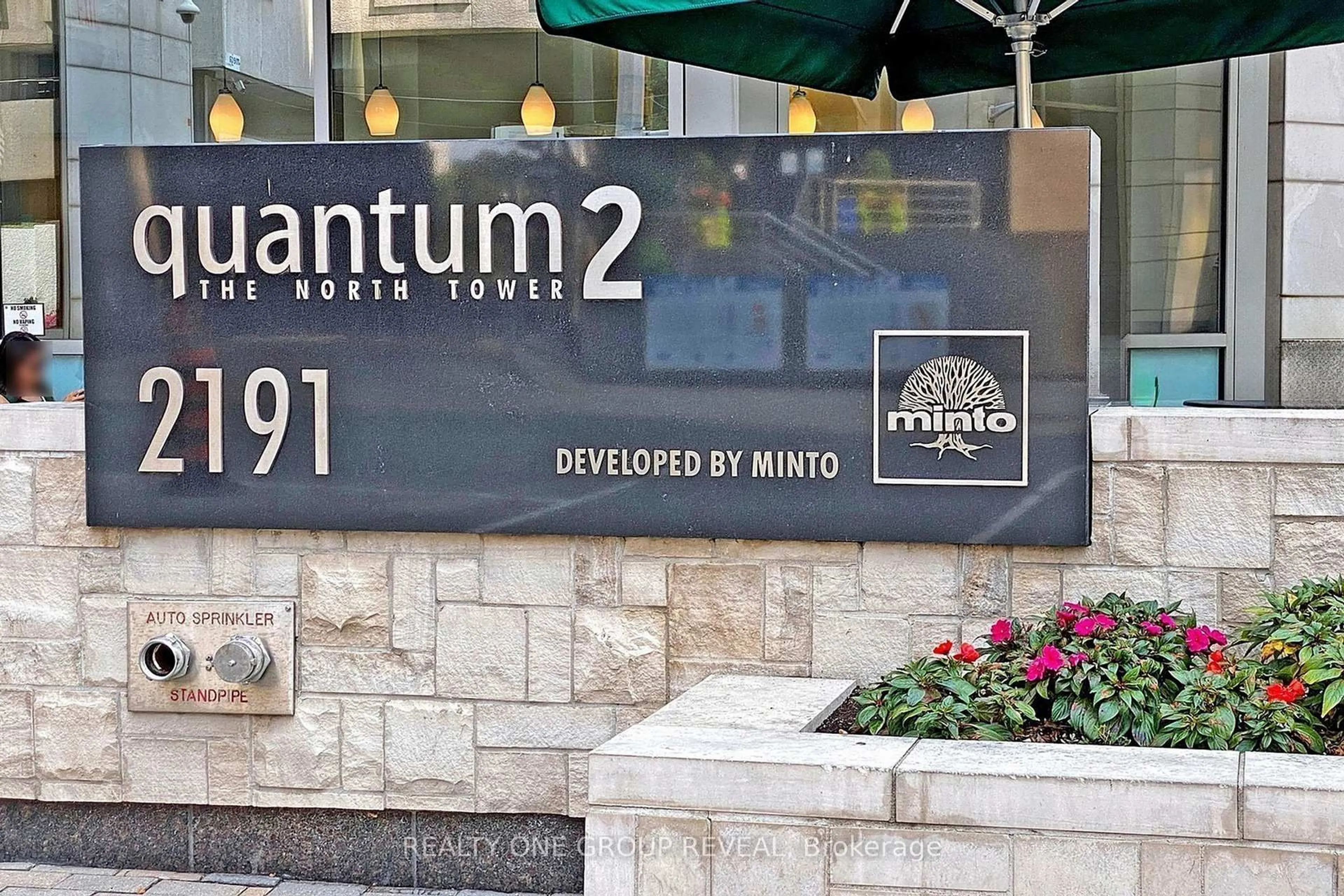 Patio, mountain view for 2191 Yonge St #3707, Toronto Ontario M4S 3H8