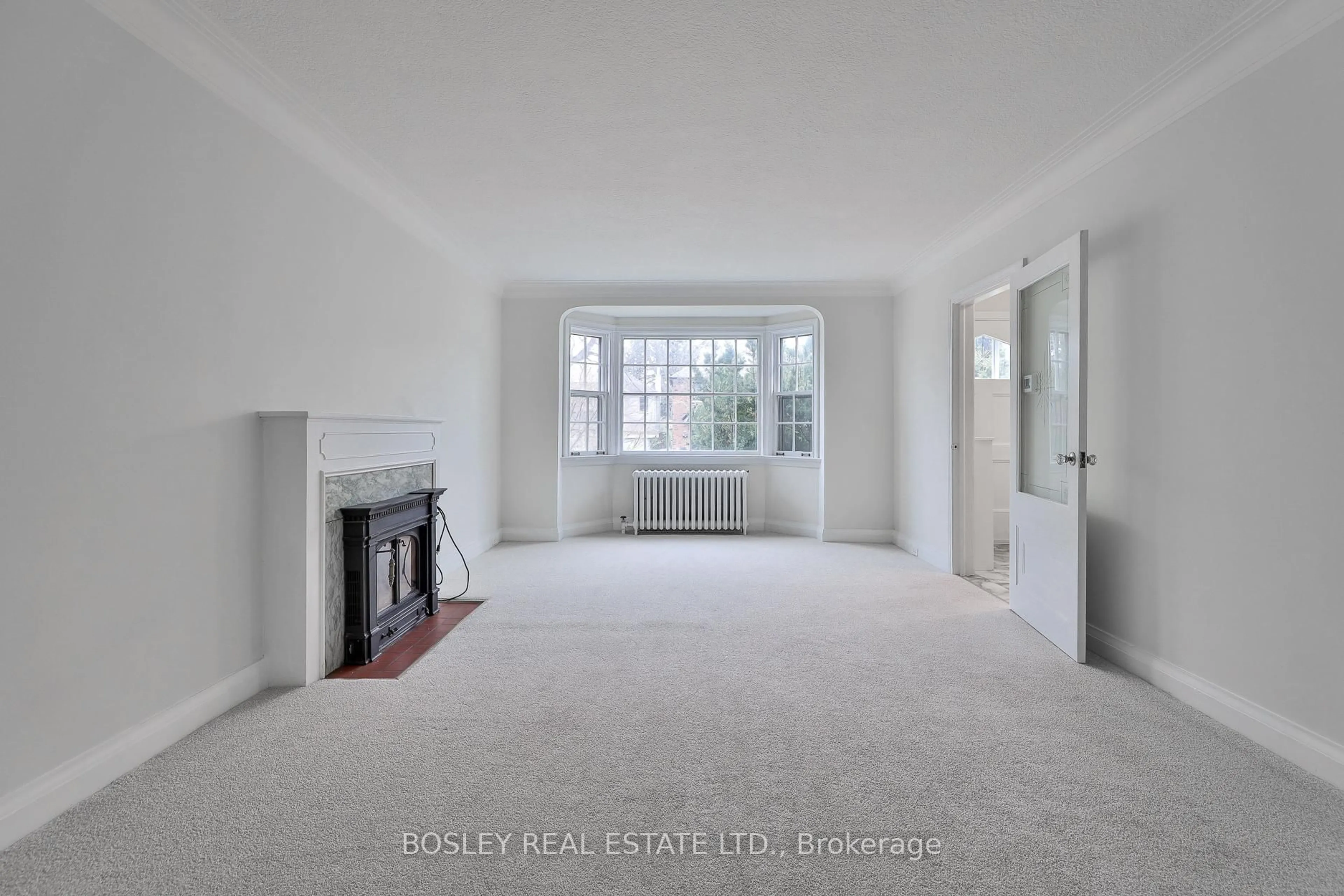 A pic of a room for 432 Broadway Ave, Toronto Ontario M4G 2R1