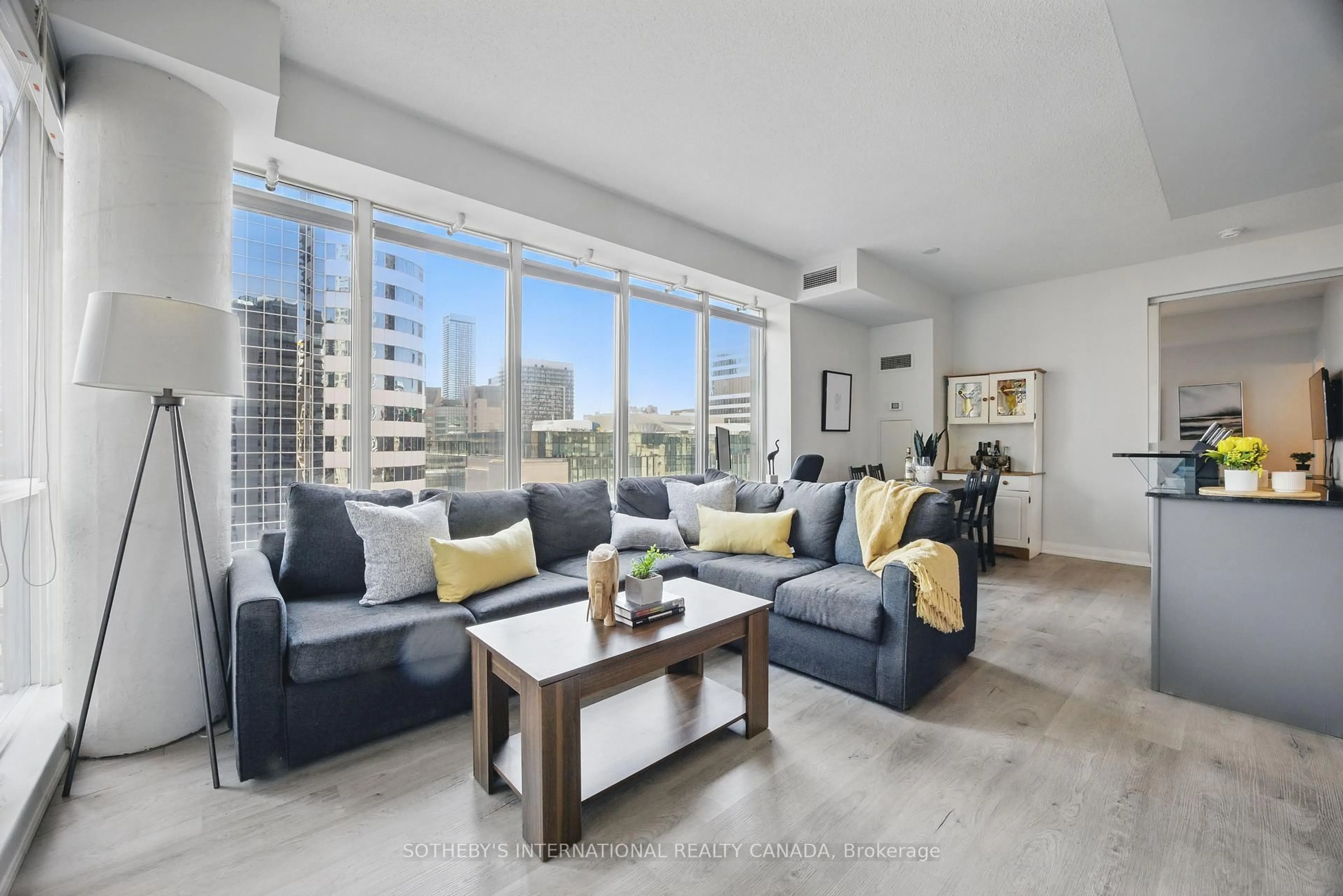 Living room with furniture, unknown for 220 Victoria St #1307, Toronto Ontario M5B 2R6