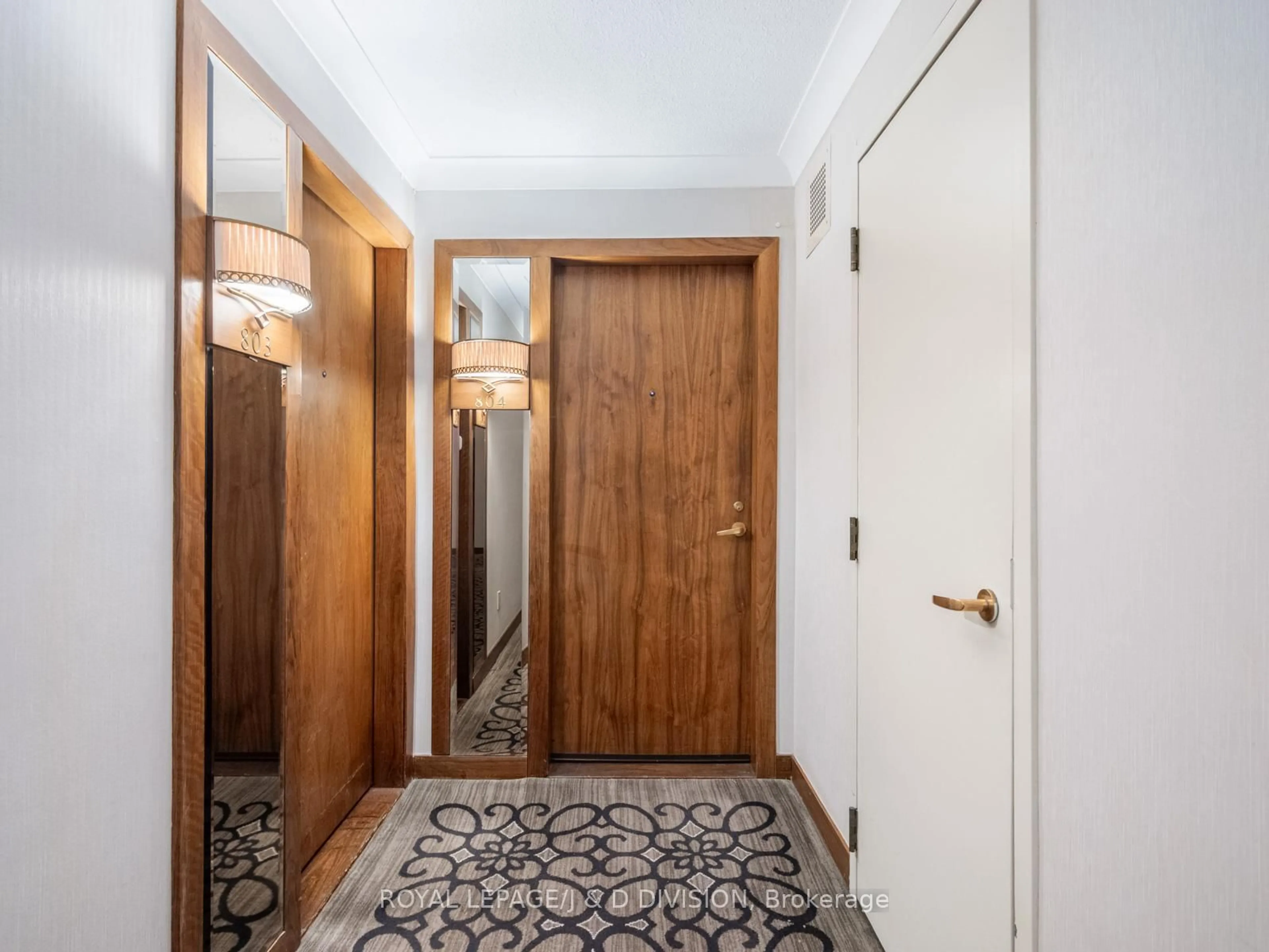 Indoor entryway for 63 St Clair Ave #804, Toronto Ontario M4V 2Y9
