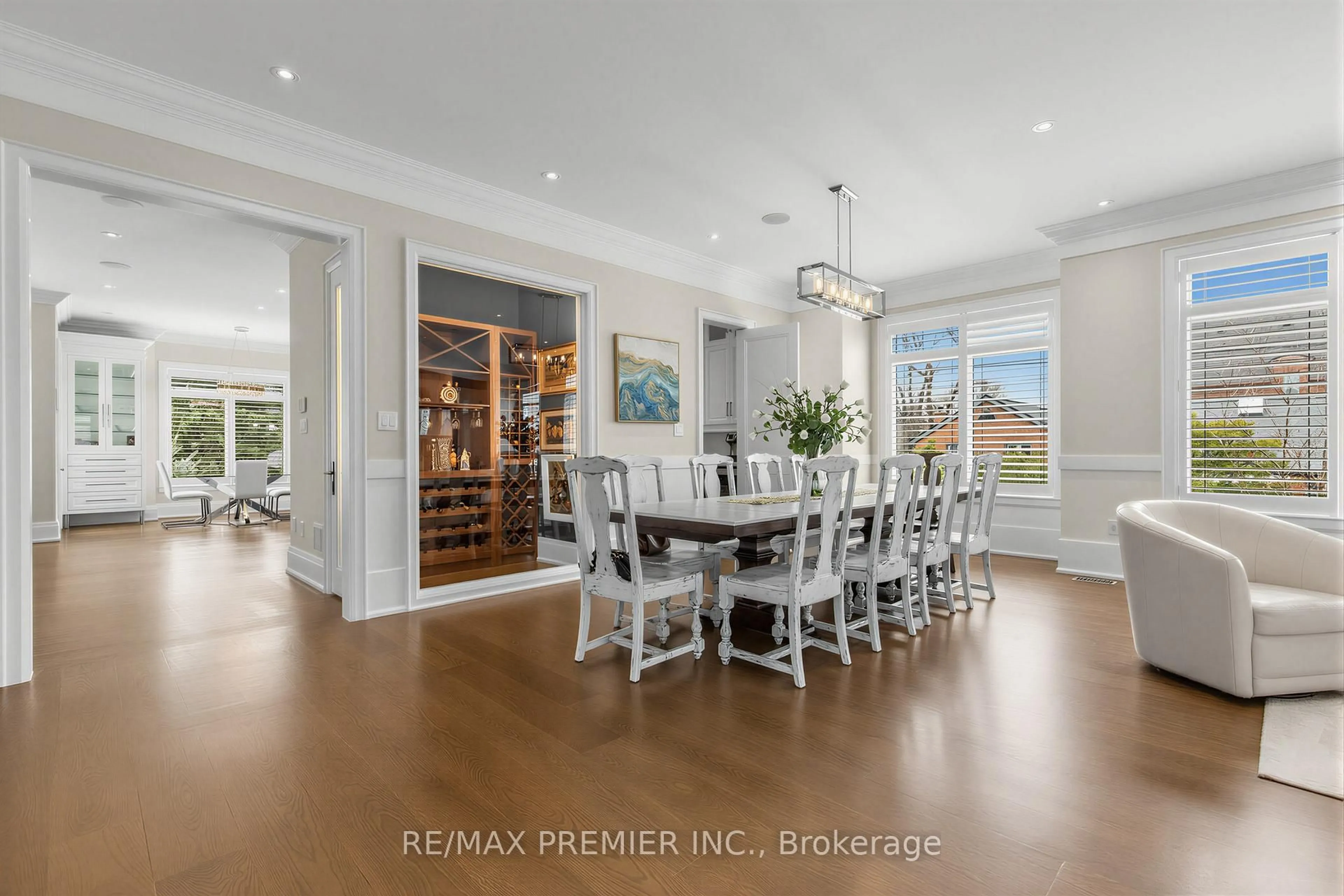 Dining room, ceramic/tile floor for 111 Codsell Ave, Toronto Ontario M3H 3W2