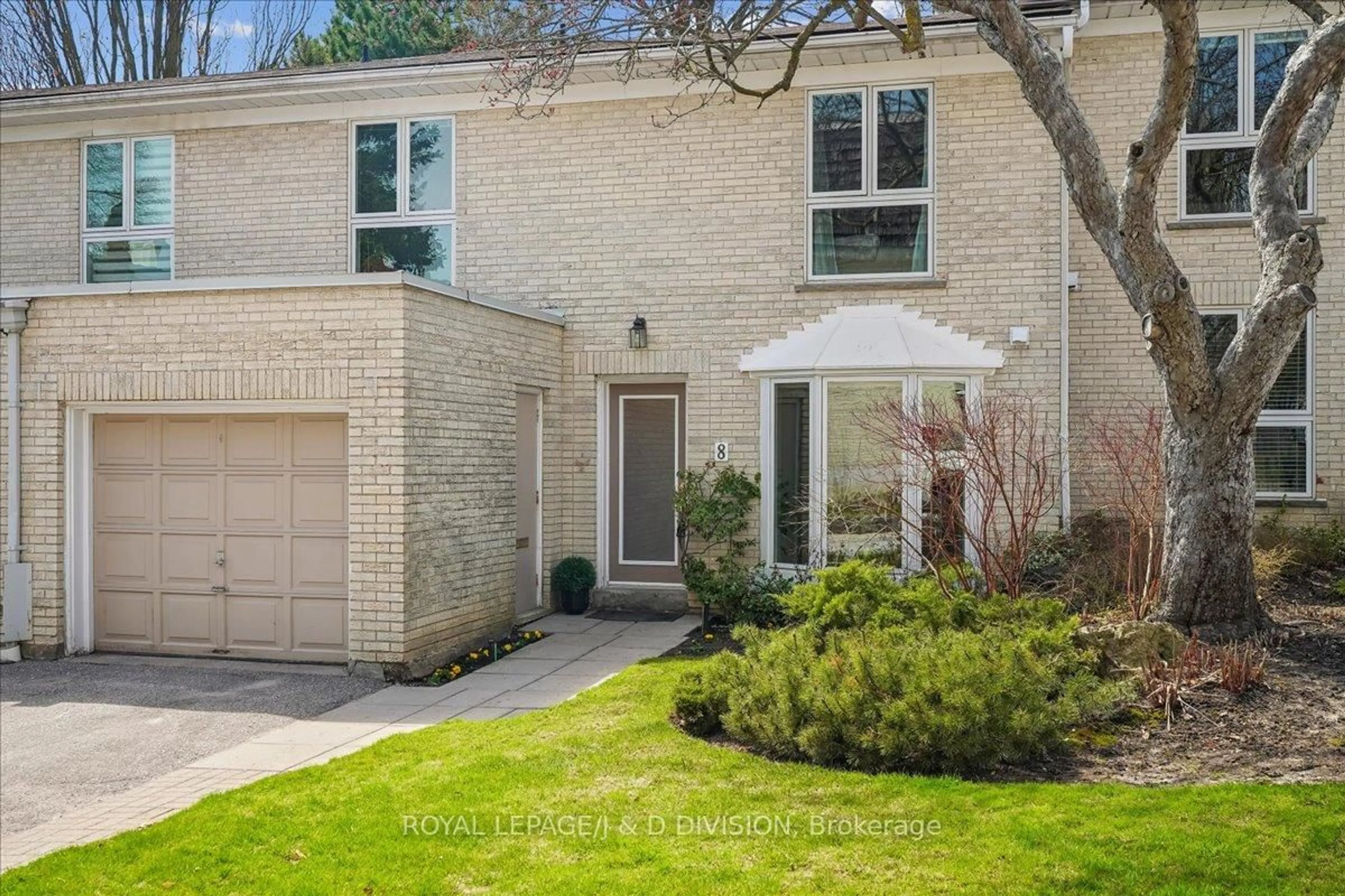 Home with brick exterior material, street for 8 Crimson Millway, Toronto Ontario M2L 1T6