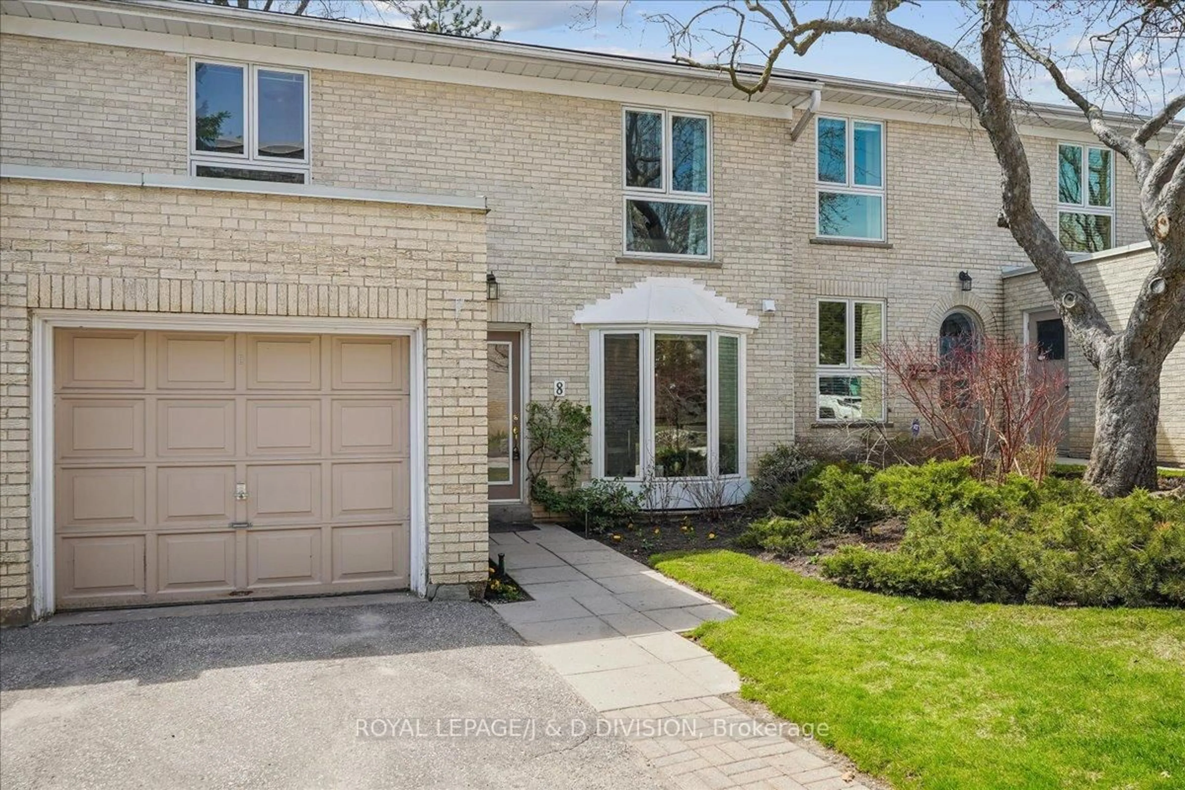 Home with brick exterior material, street for 8 Crimson Millway, Toronto Ontario M2L 1T6