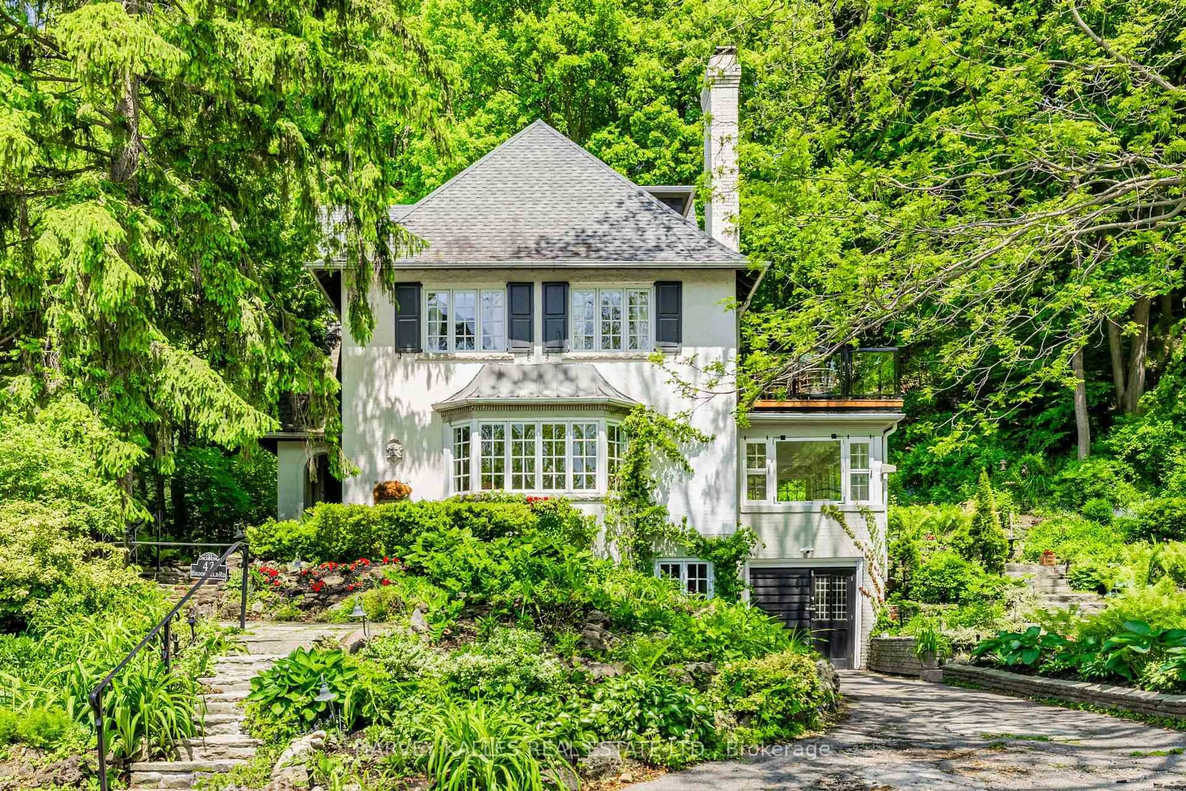 Unknown for 42 Brookfield Rd, Toronto Ontario M2P 1A9