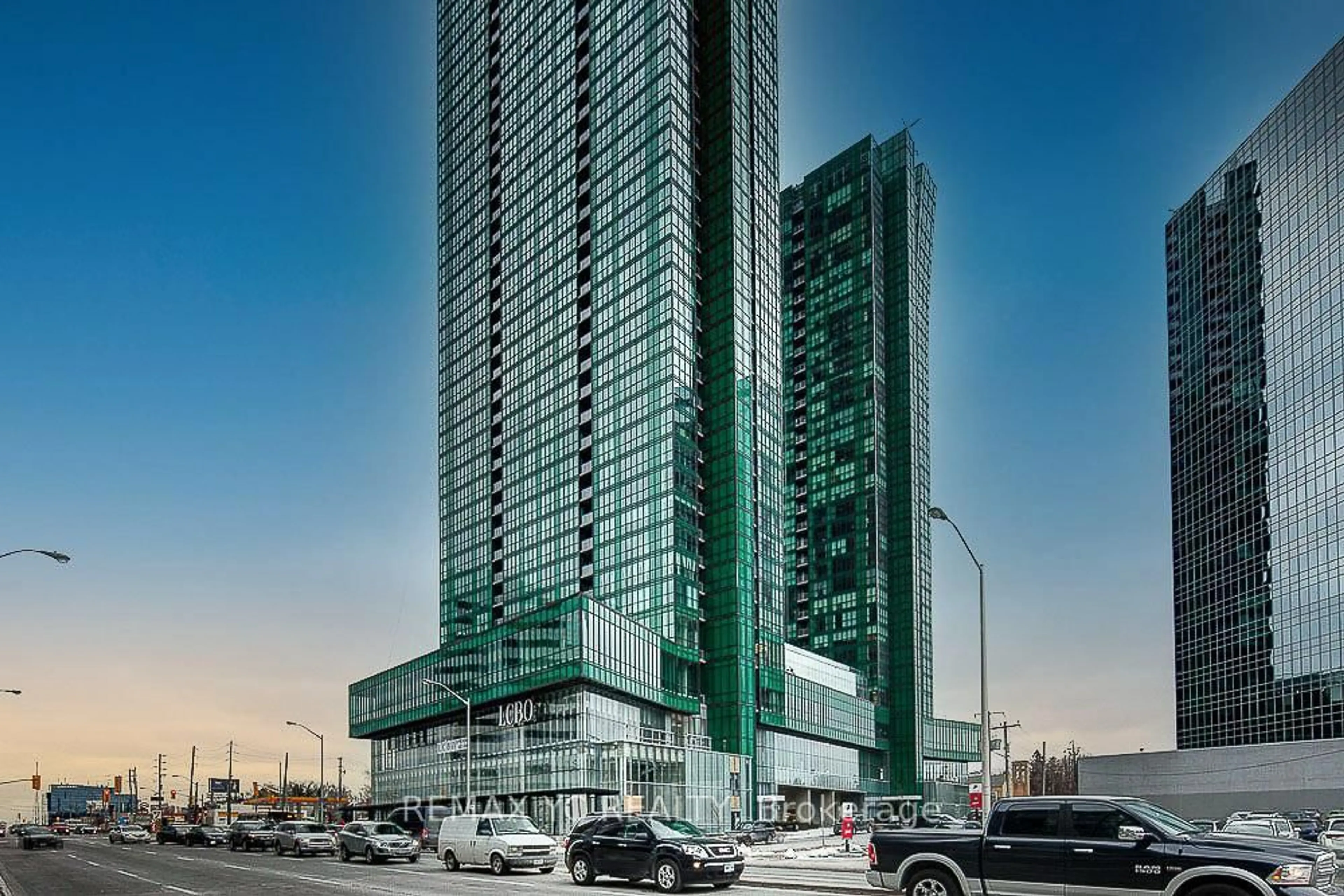 Indoor foyer for 11 Bogert Ave #1602, Toronto Ontario M2N 0H4
