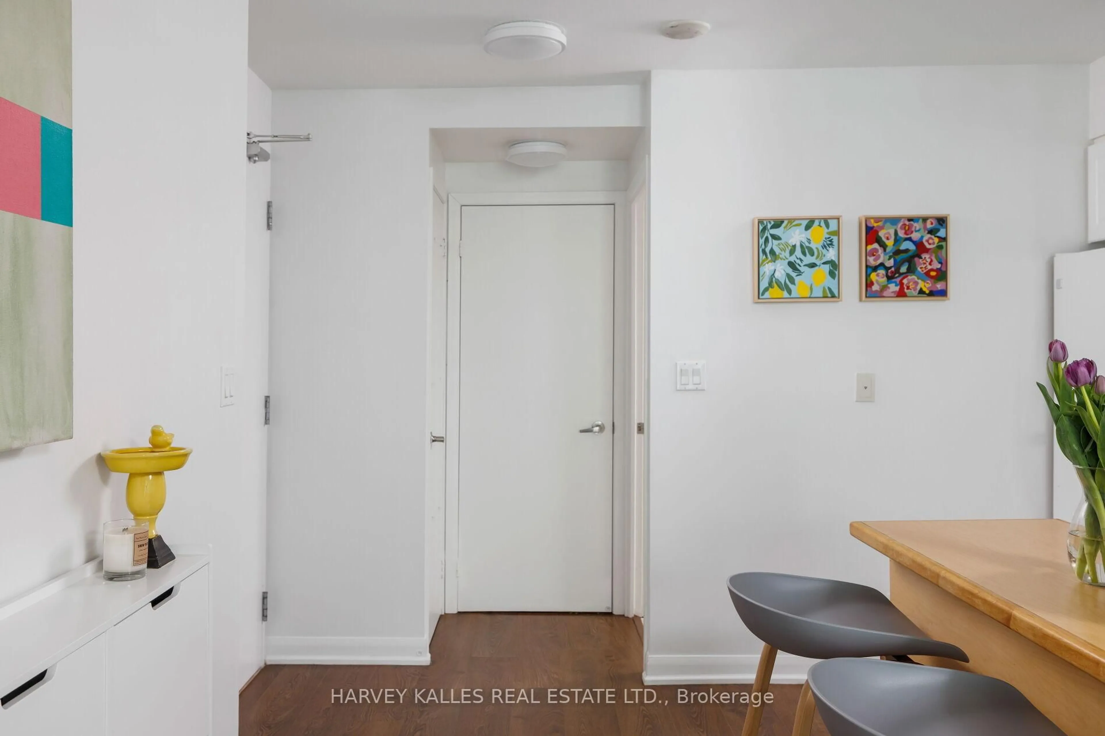 Unknown for 600 Fleet St #401, Toronto Ontario M5V 1B7