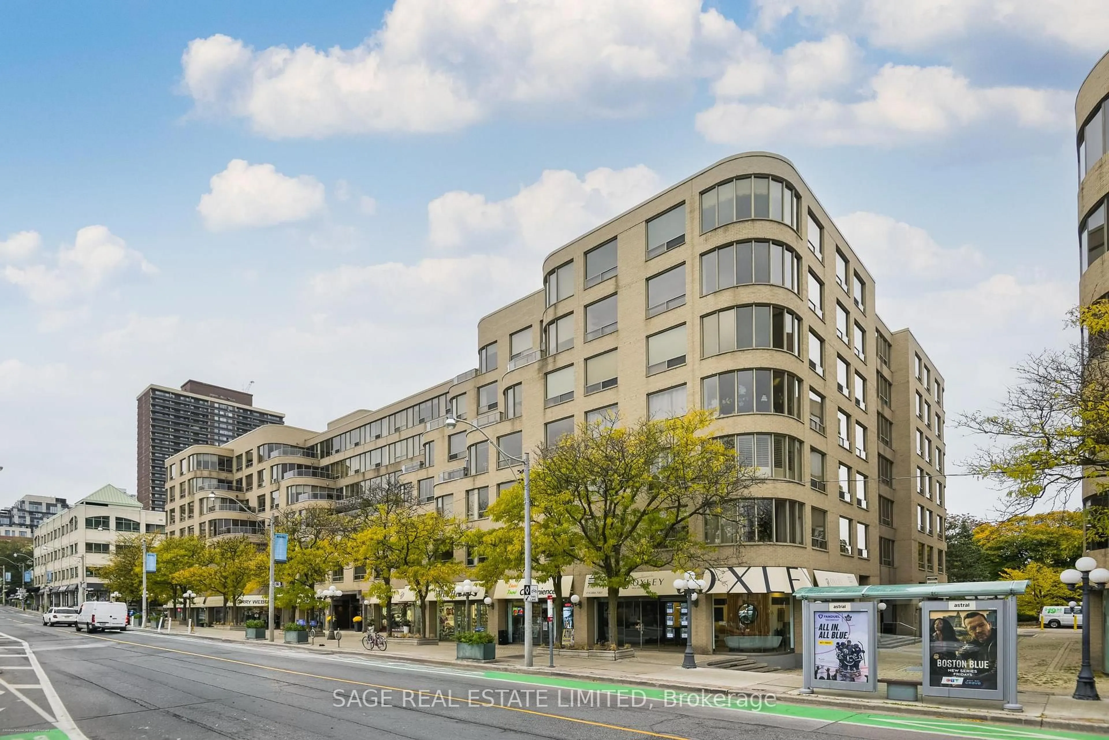 Unknown for 1177 Yonge St #207, Toronto Ontario M4T 2Y4