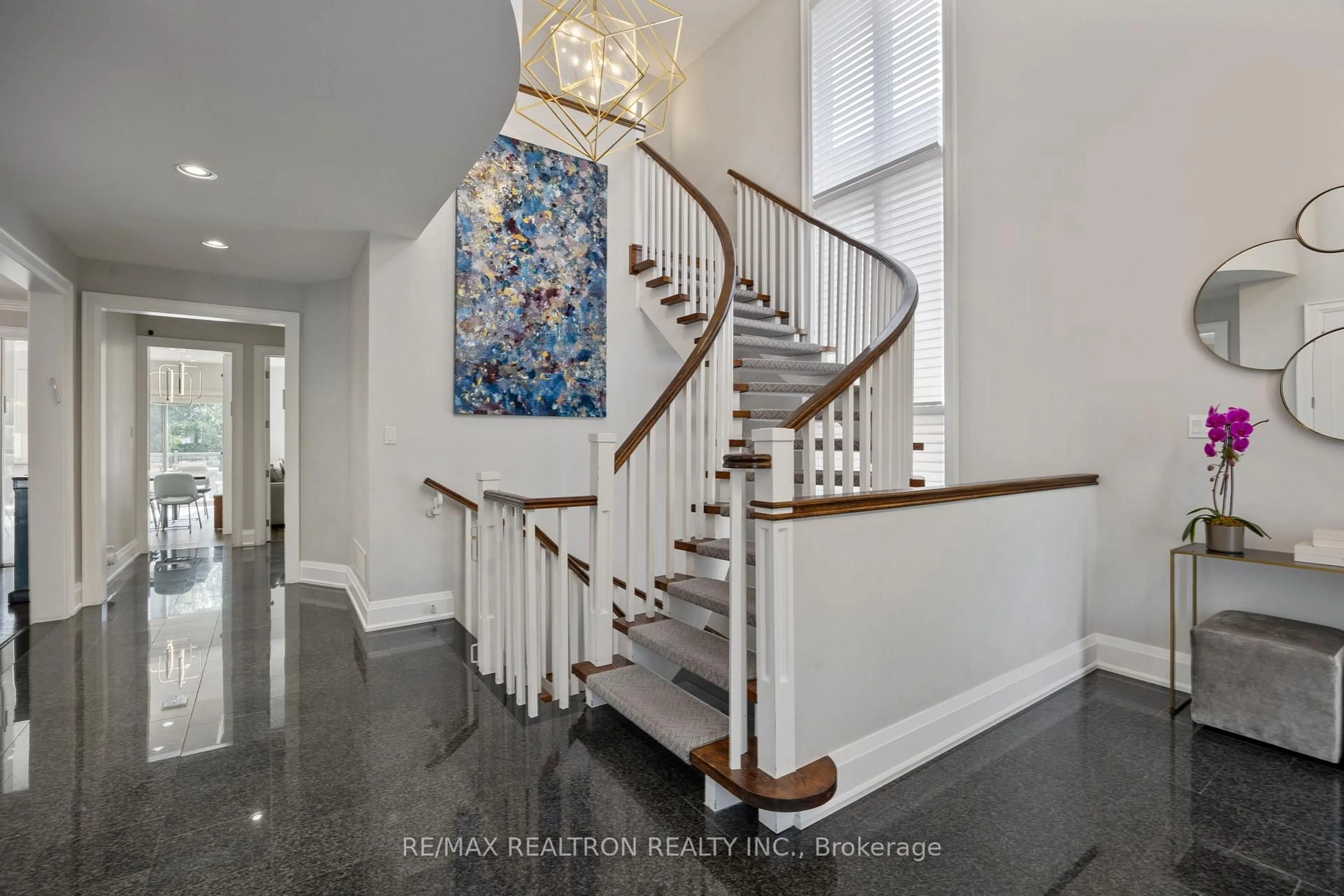 Unknown for 597 Coldstream Ave, Toronto Ontario M6B 2L1