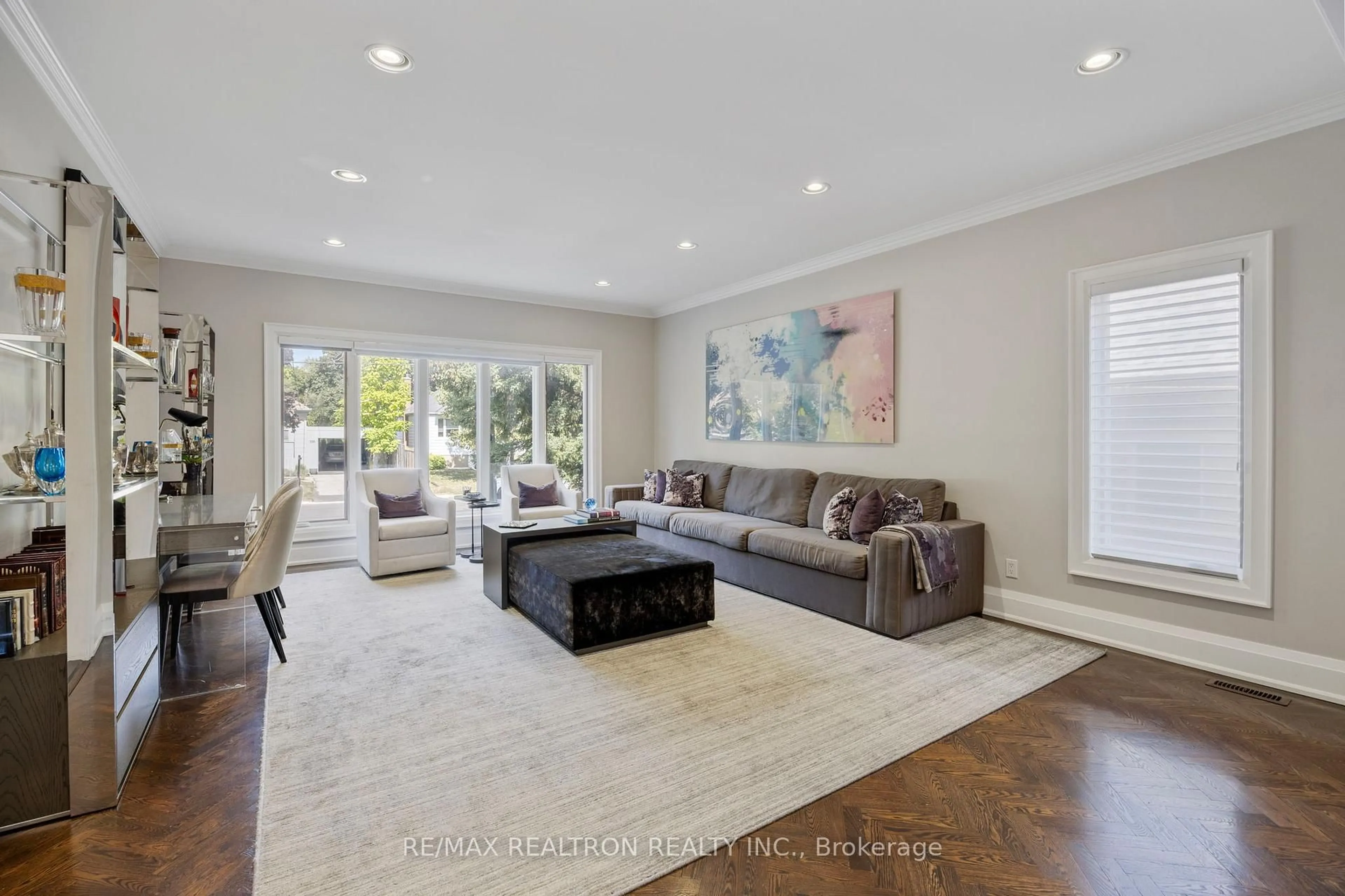 Living room with furniture, unknown for 597 Coldstream Ave, Toronto Ontario M6B 2L1