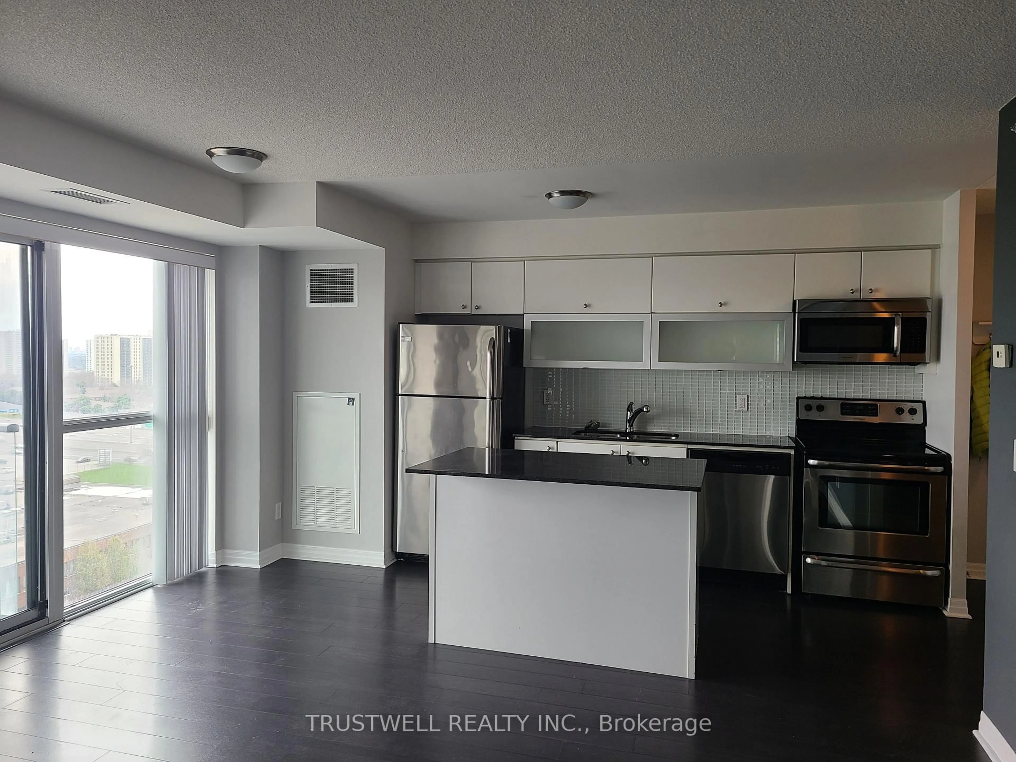 Open concept kitchen, unknown for 275 Yorkland Rd #1209, Toronto Ontario M2J 0B4