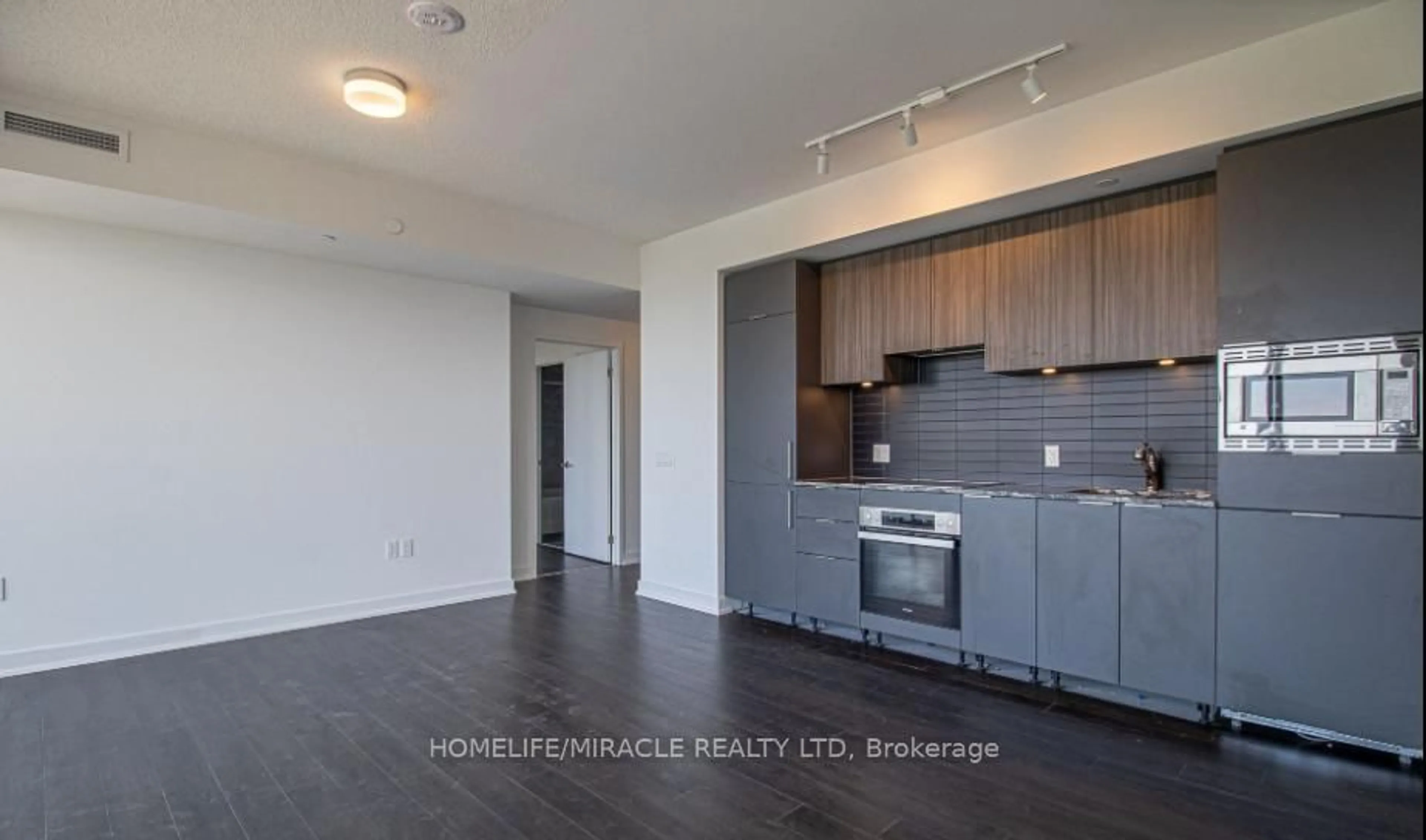 Unknown for 50 O'Neill Rd #2704, Toronto Ontario M3C 0R1