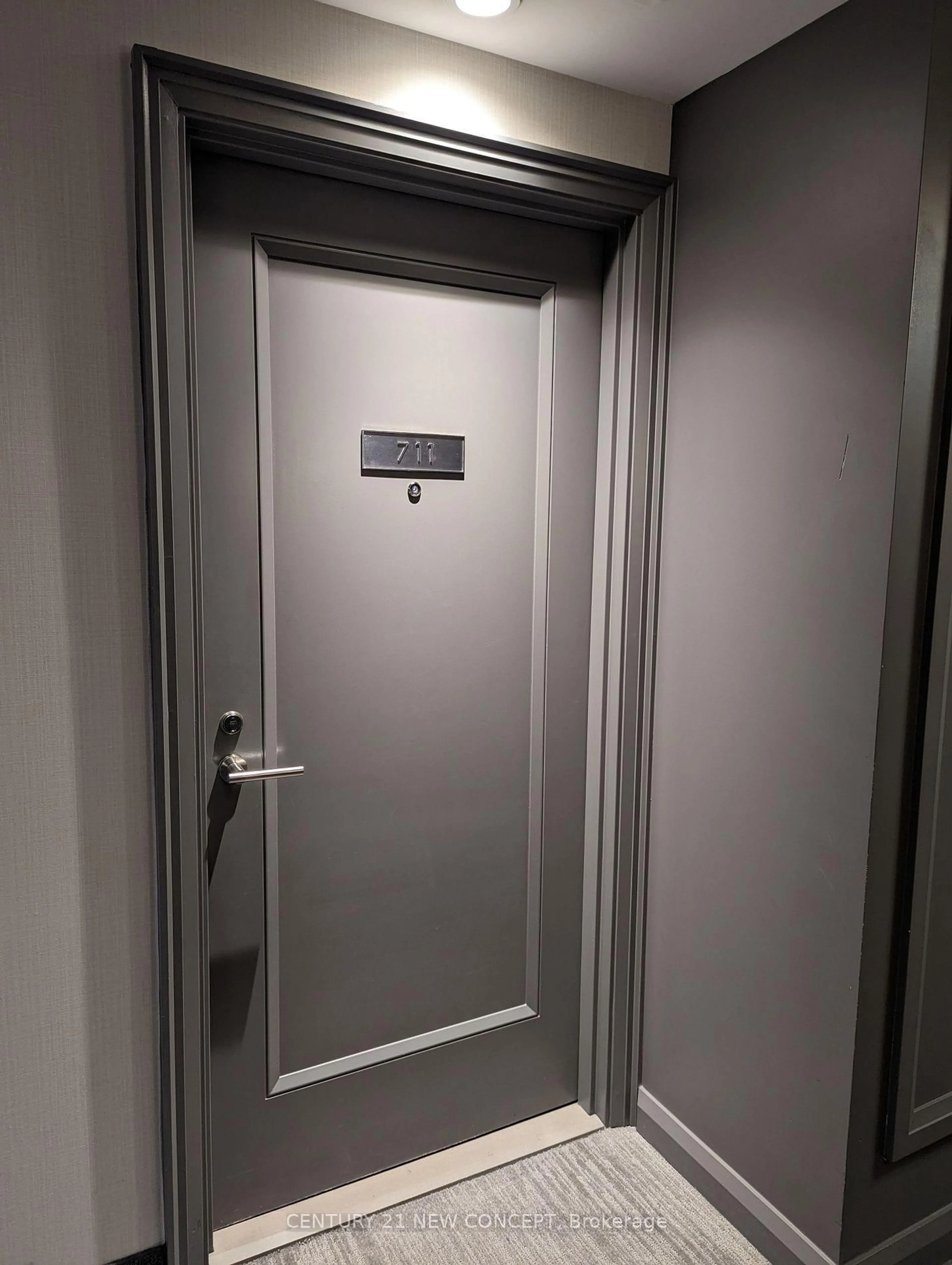 A pic of a room for 155 Yorkville Ave #711, Toronto Ontario M5R 1C4