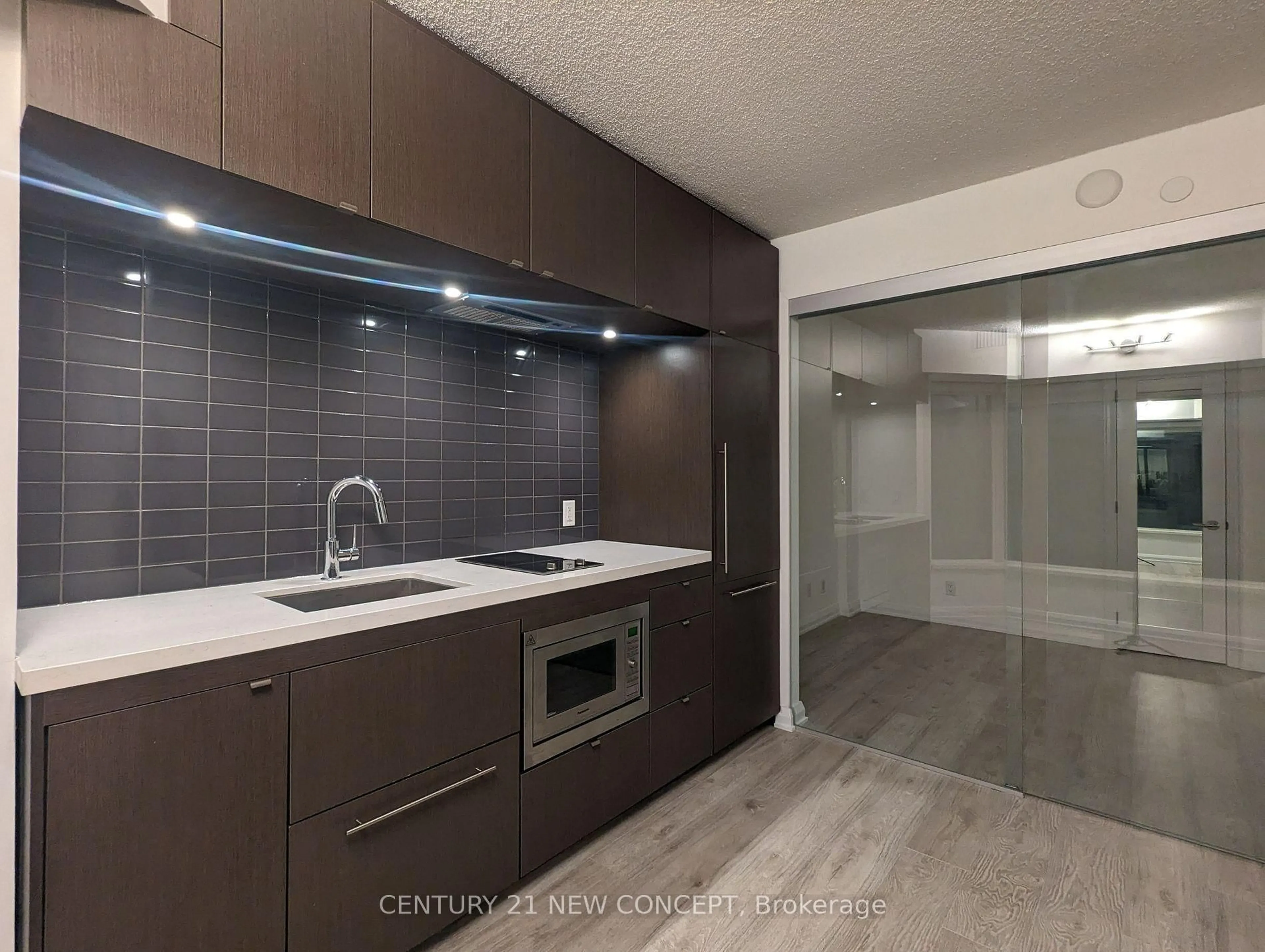 Open concept kitchen, unknown for 155 Yorkville Ave #711, Toronto Ontario M5R 1C4