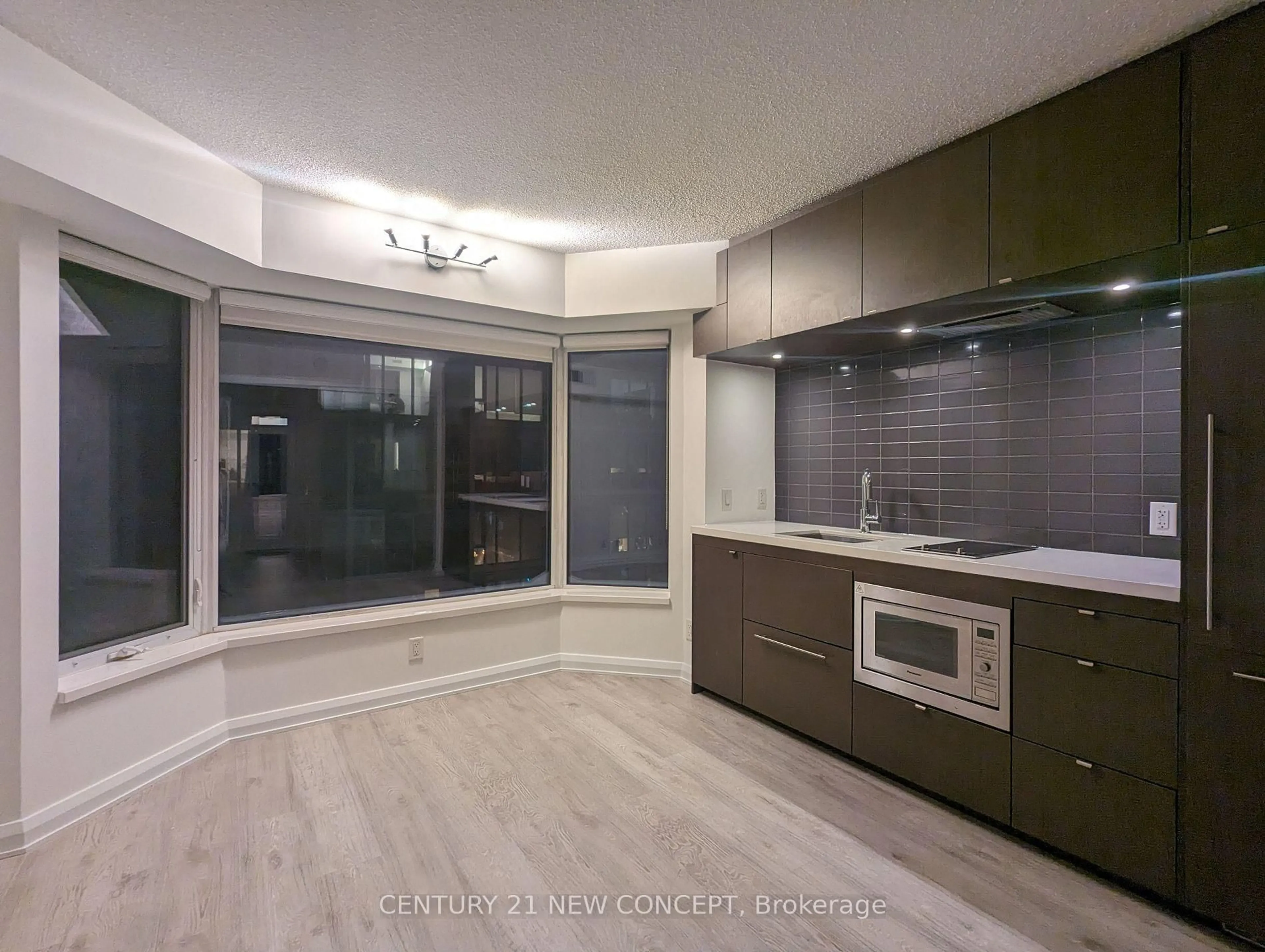 Open concept kitchen, unknown for 155 Yorkville Ave #711, Toronto Ontario M5R 1C4