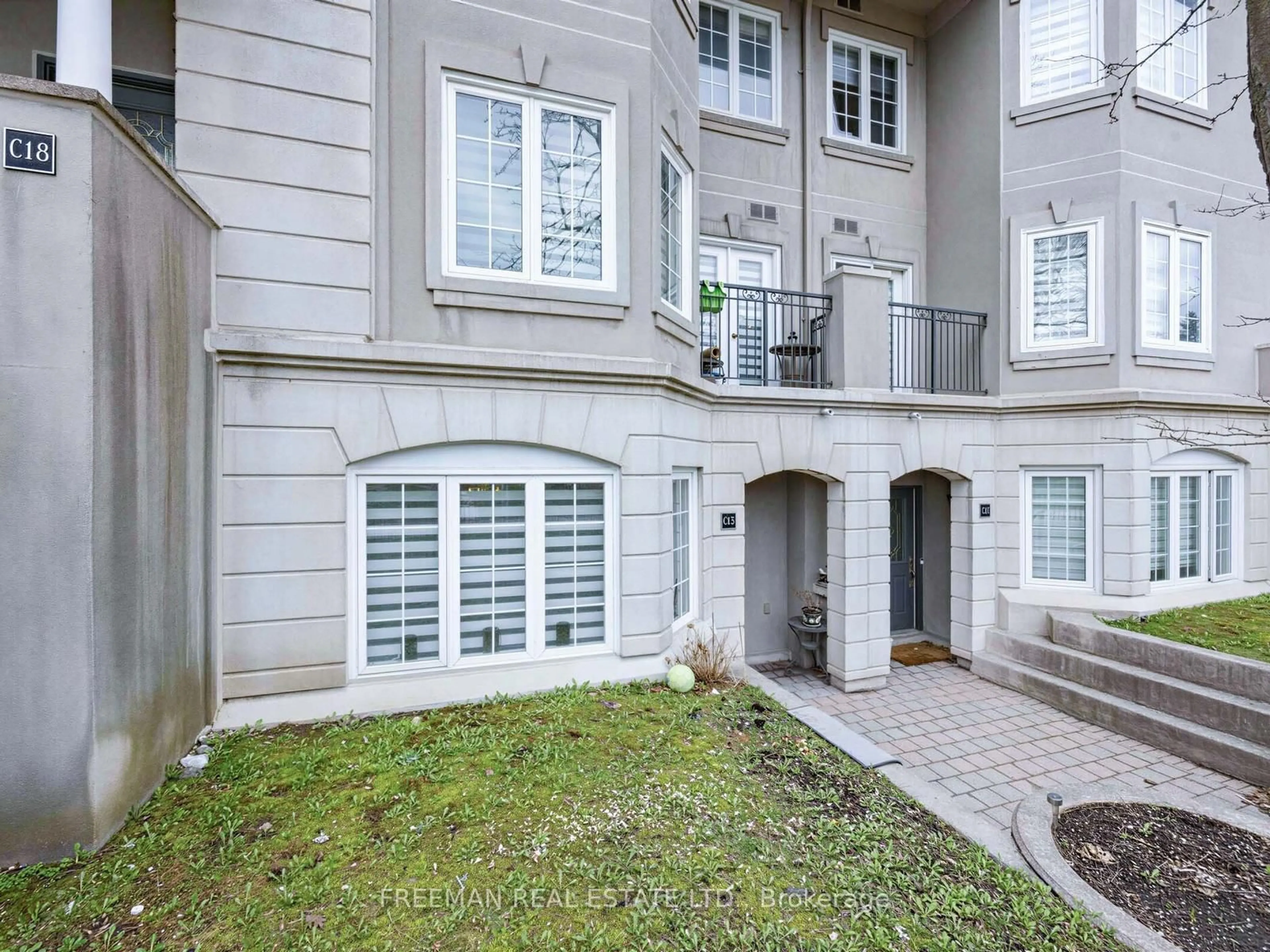 Patio, street for 108 Finch Ave #C13, Toronto Ontario M2N 6W6