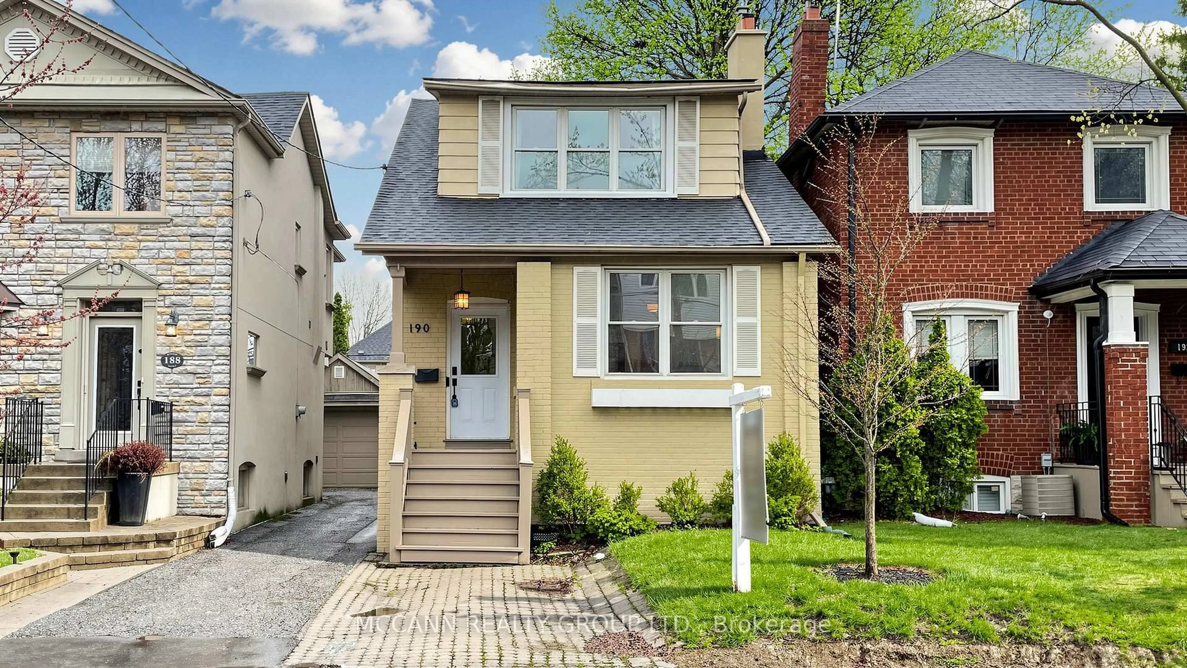 Home with brick exterior material, street for 190 Bowood Ave, Toronto Ontario M4N 1Y6