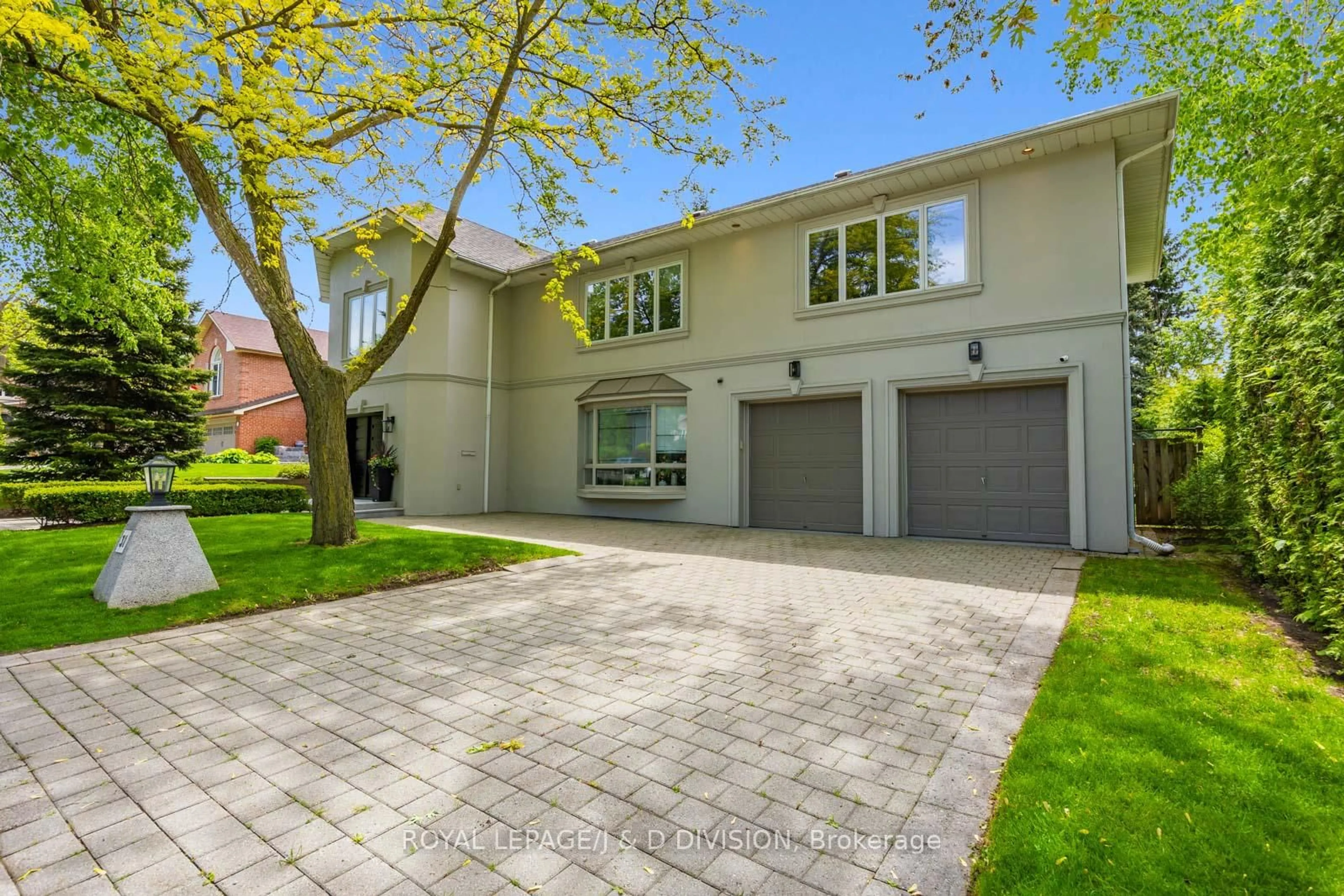 Home with brick exterior material, street for 31 George Henry Blvd, Toronto Ontario M2J 1E3