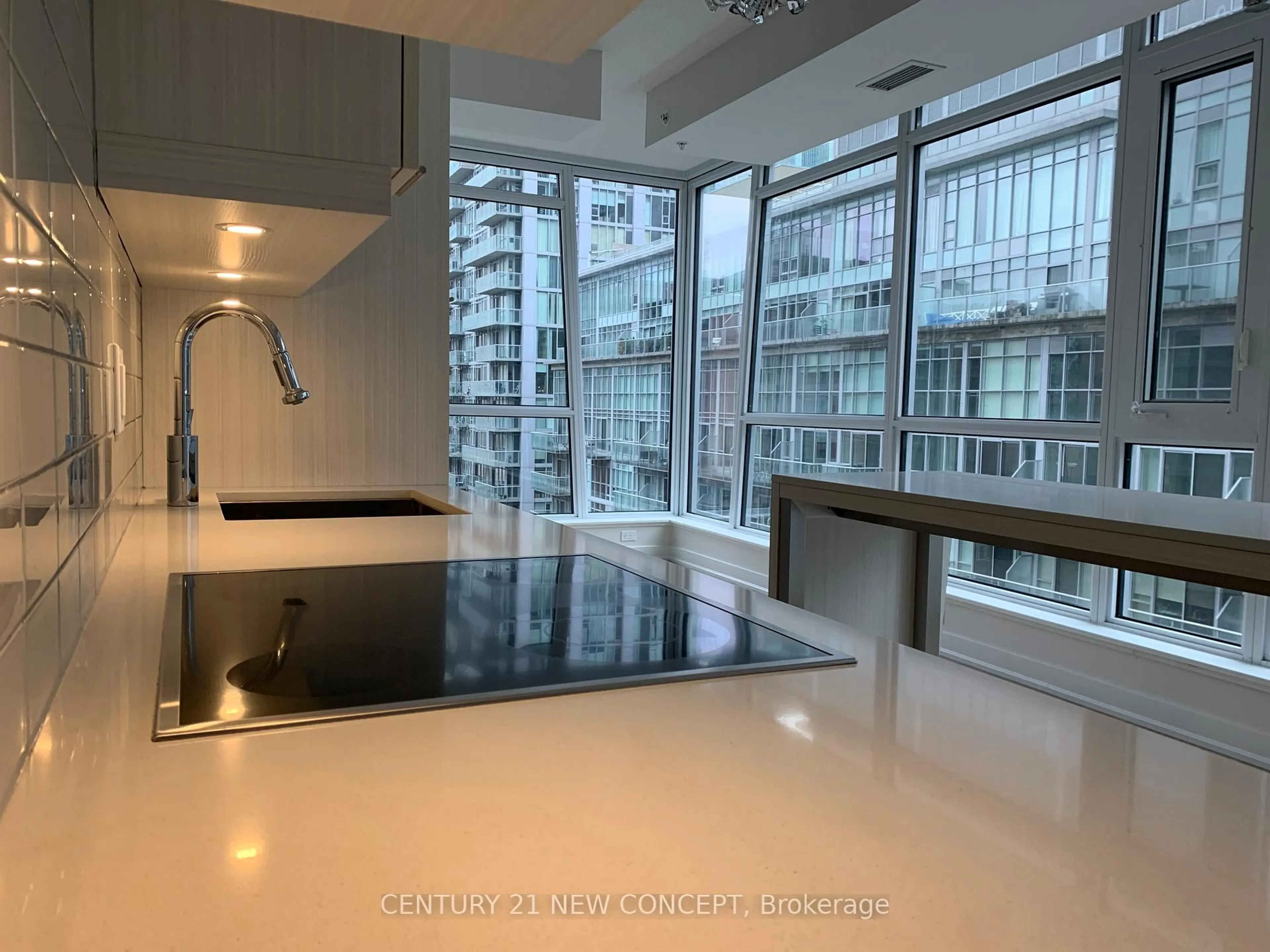 Unknown for 30 Nelson St #1104, Toronto Ontario M5V 0H5