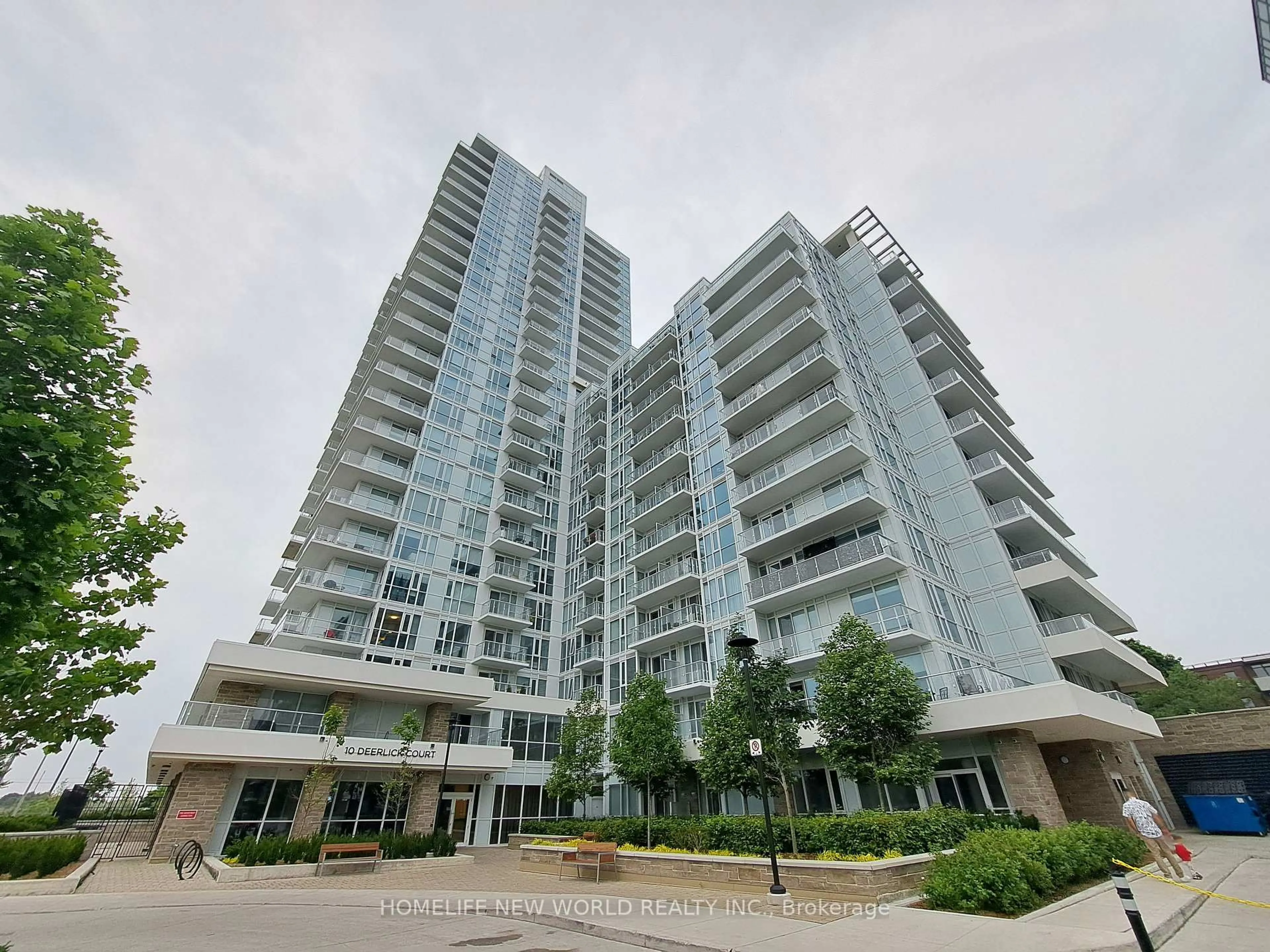 Indoor foyer for 10 Deerlick Crt #613, Toronto Ontario M3A 0A7