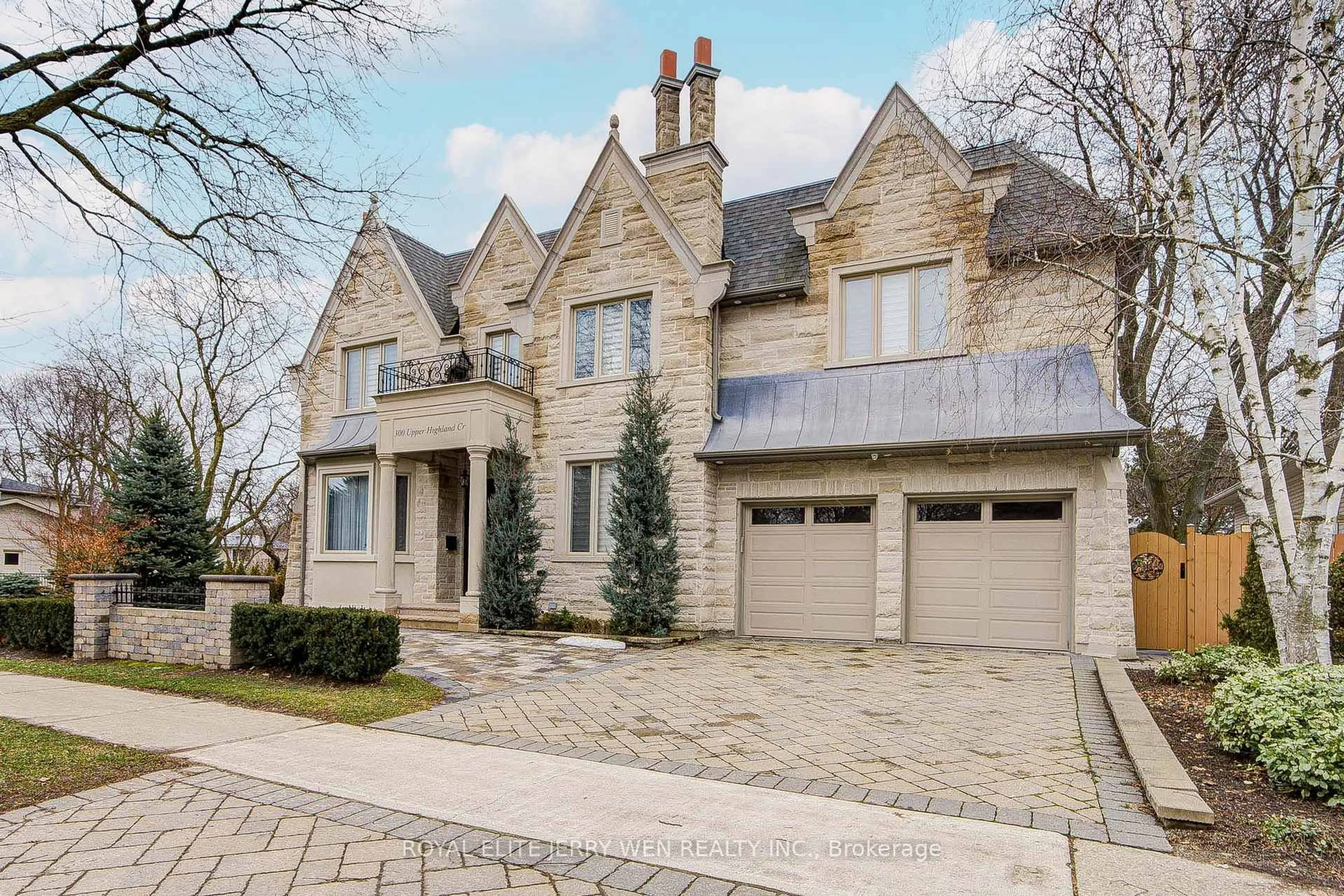 Home with brick exterior material, street for 300 Upper Highland Cres, Toronto Ontario M2P 1V5