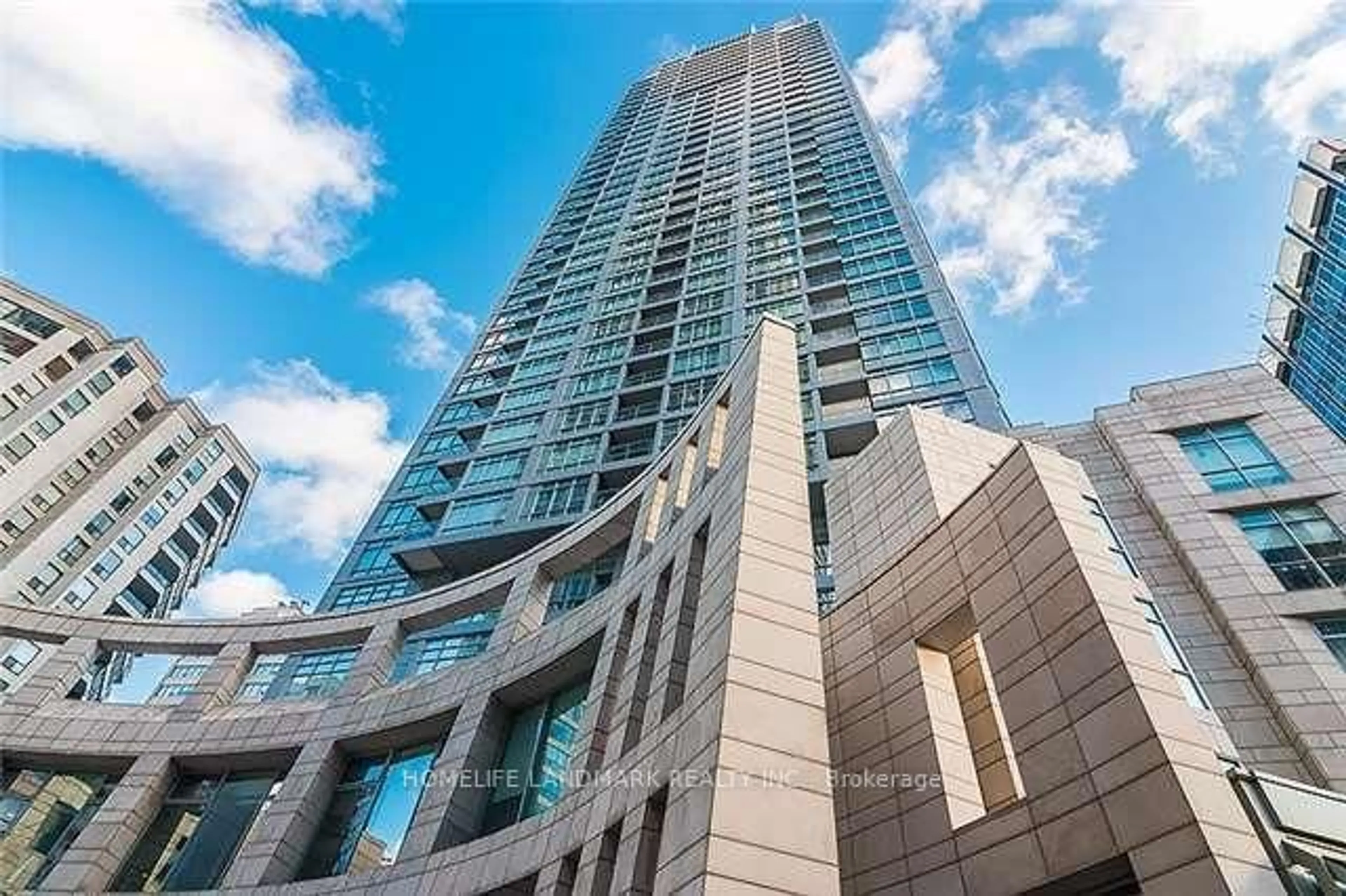 Unknown for 2181 Yonge St #1802, Toronto Ontario M4S 2B1