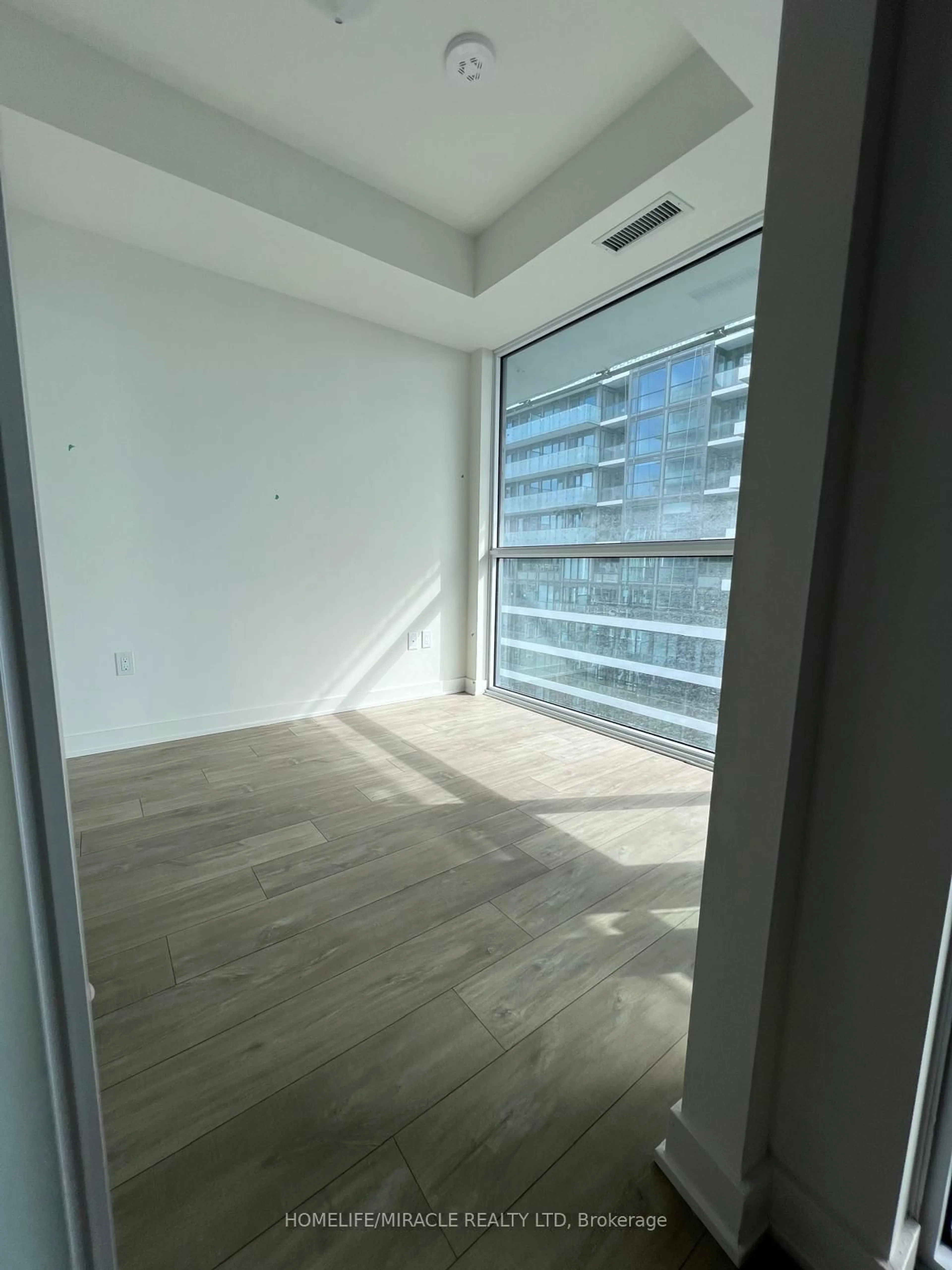 Unknown for 135 LOWER SHERBOURNE St #2423, Toronto Ontario M5A 1Y4