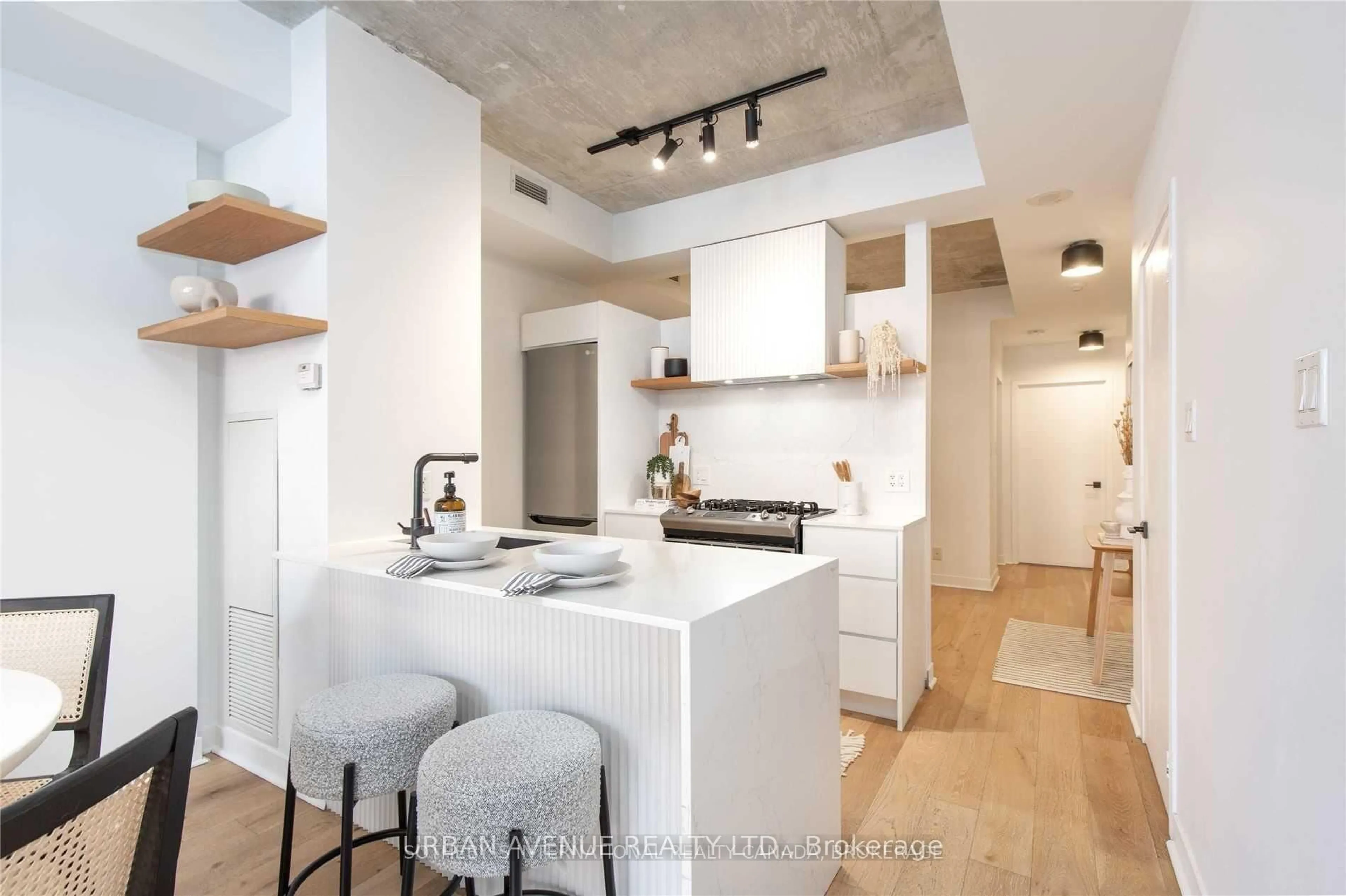Open concept kitchen, unknown for 127 Queen St #207, Toronto Ontario M5C 1S3