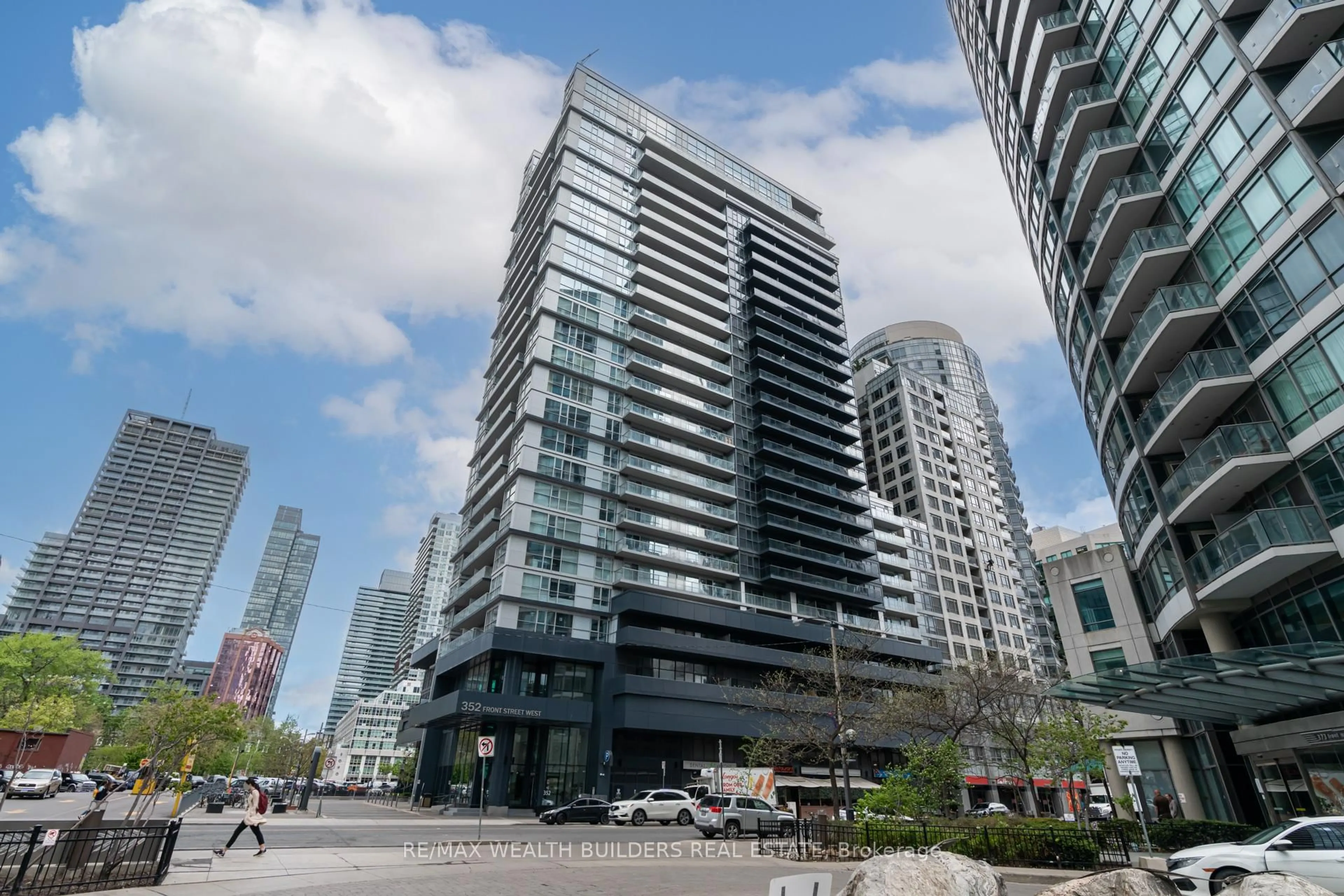 Unknown for 352 Front St #1510, Toronto Ontario M5V 0K3