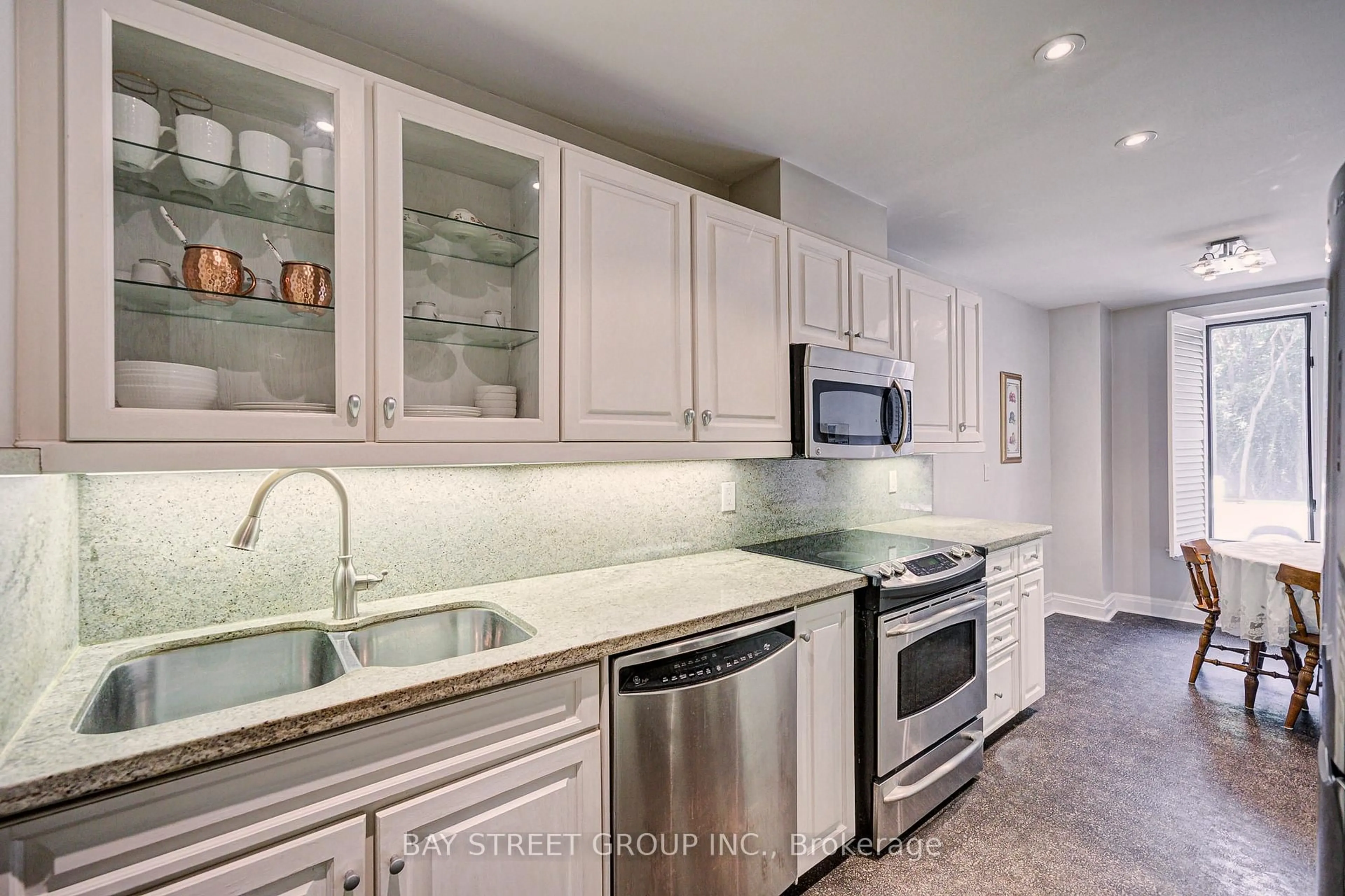 Contemporary kitchen, ceramic/tile floor for 529 Davenport Rd, Toronto Ontario M5R 3R5
