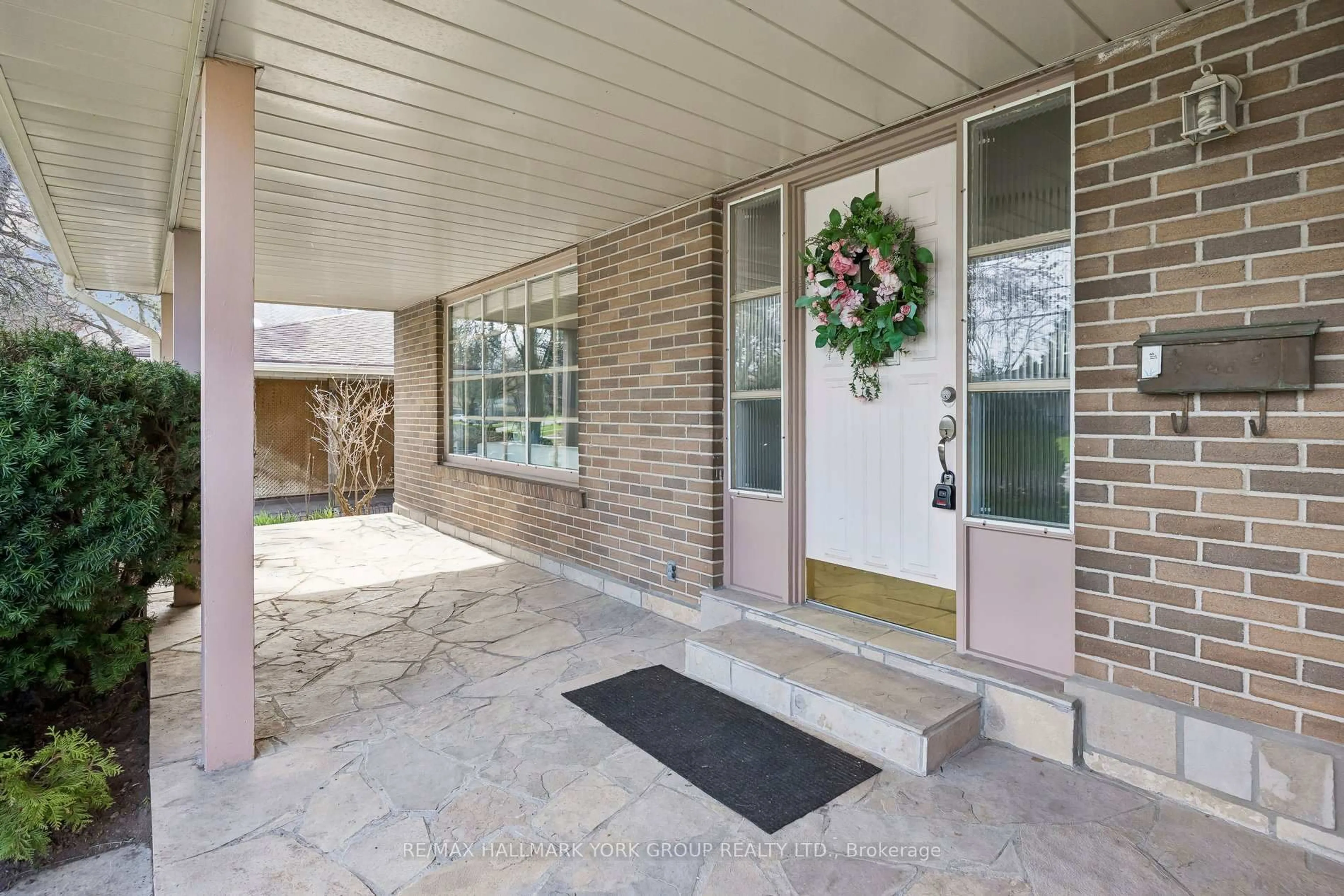 Unknown for 86 Nymark Ave, Toronto Ontario M2J 2H2