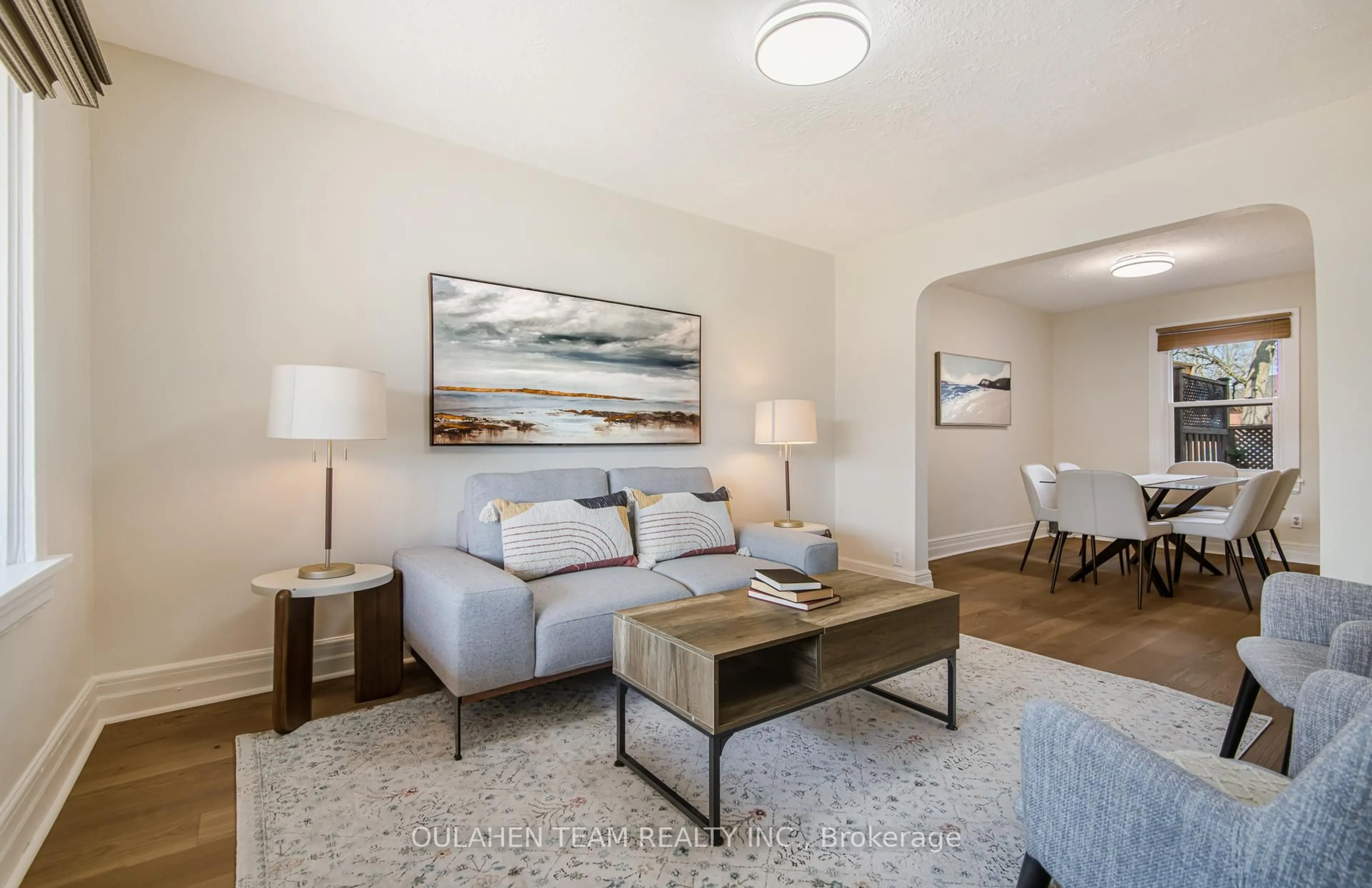 Living room with furniture, unknown for 127 Rumsey Rd, Toronto Ontario M4G 1P3