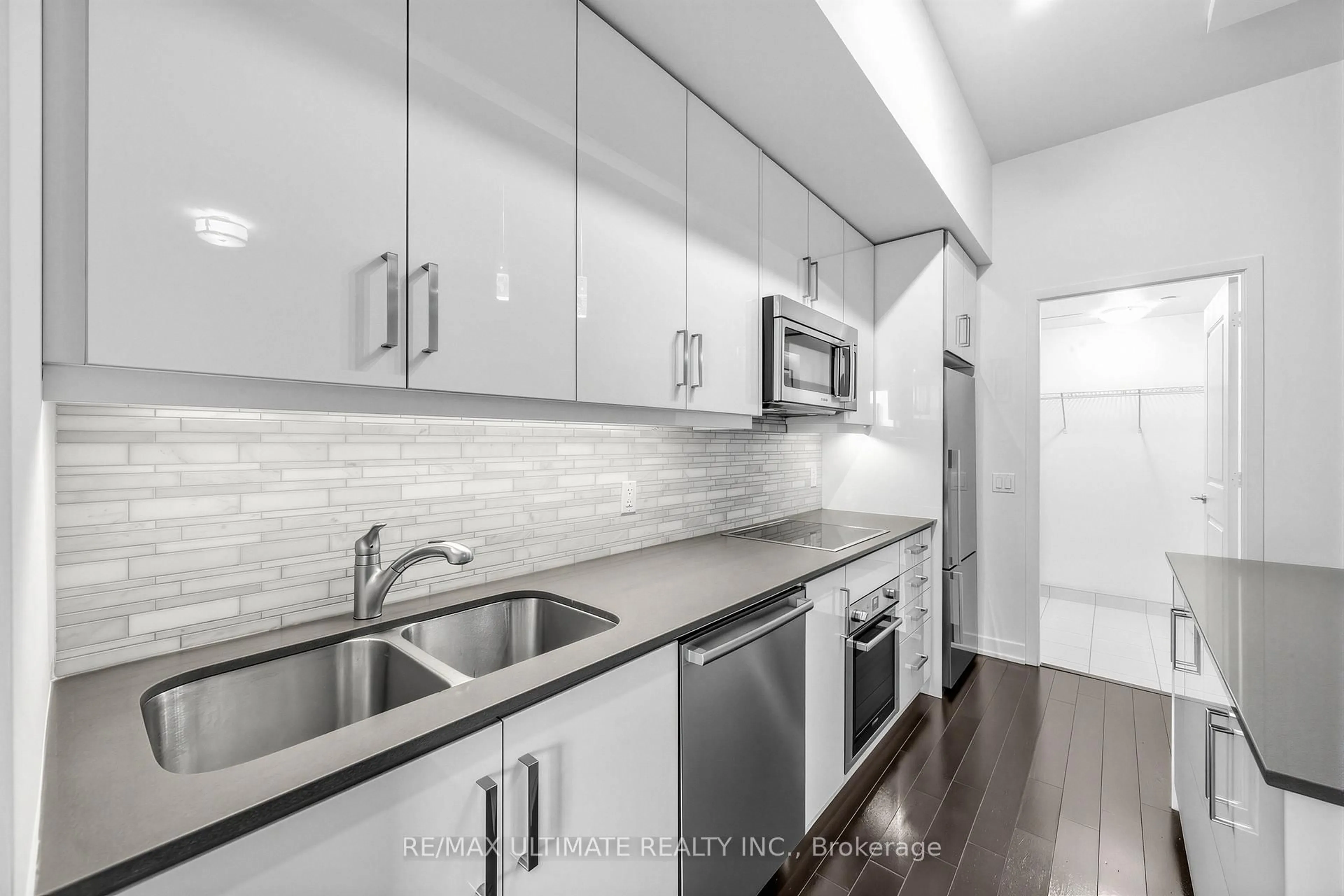 Standard kitchen, unknown for 1 The Esplanade #3403, Toronto Ontario M5E 0A8