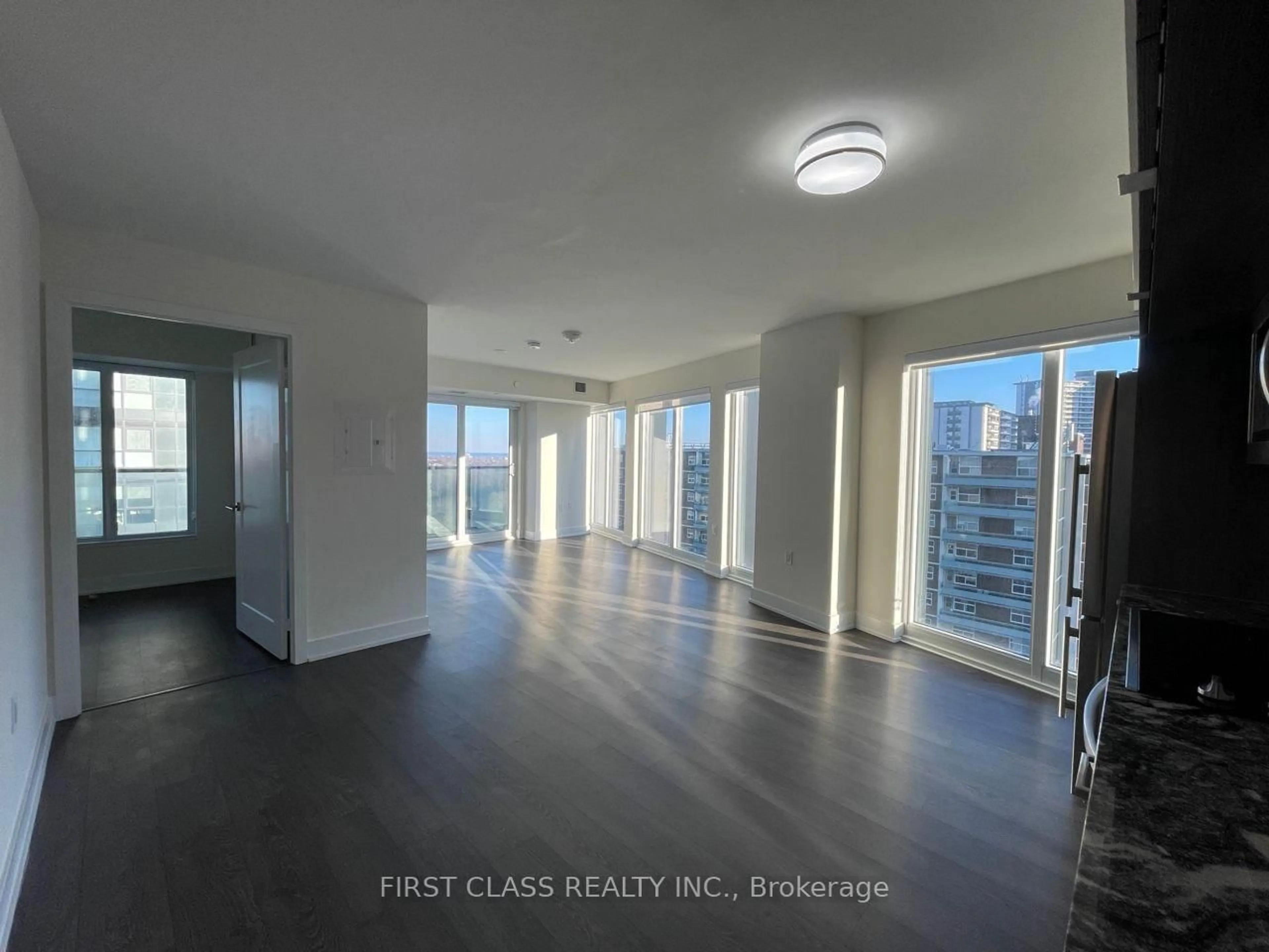 A pic of a room for 575 Bloor St #1307, Toronto Ontario M4W 0B2
