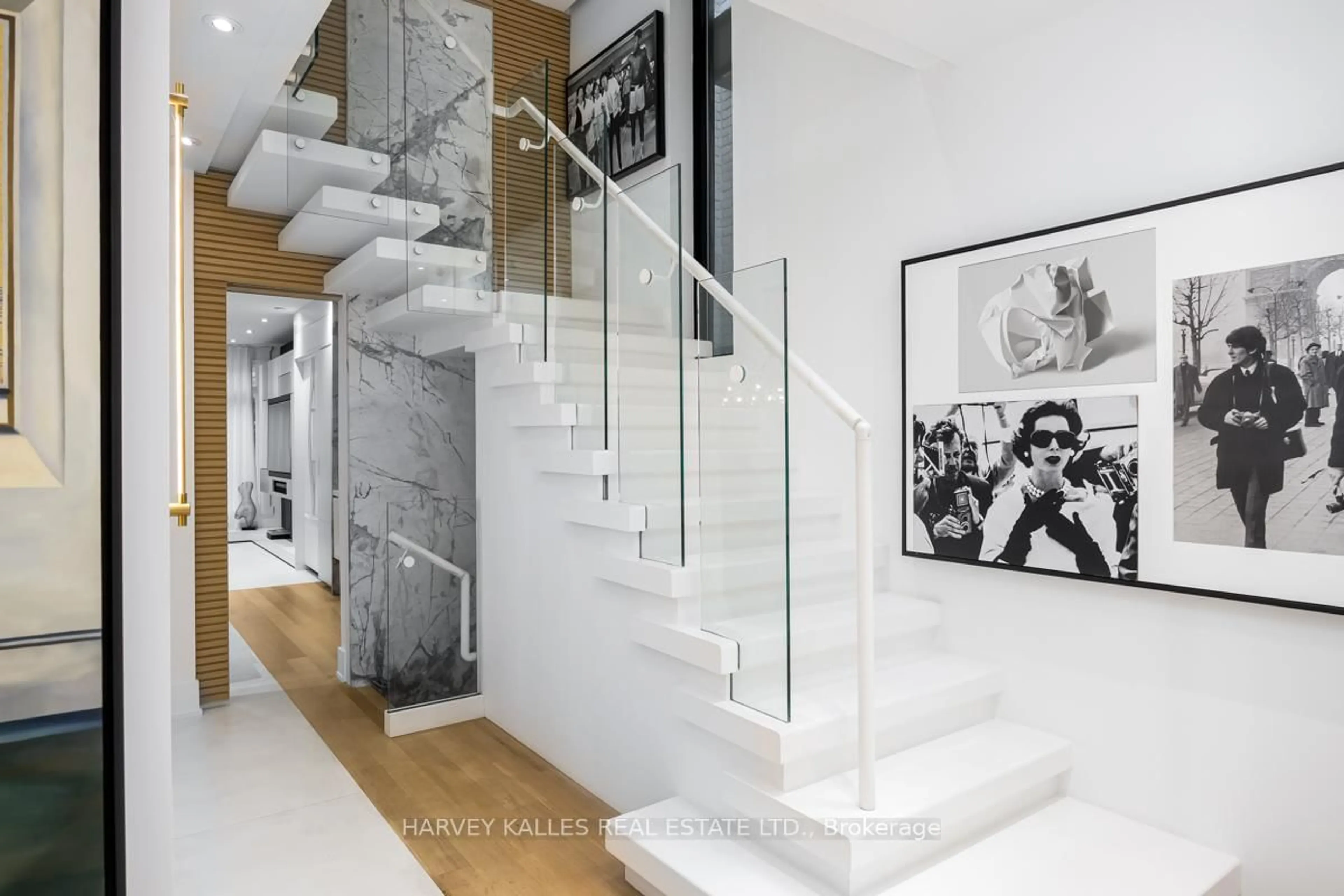 Stairs for 131 Balmoral Ave, Toronto Ontario M4V 1J5