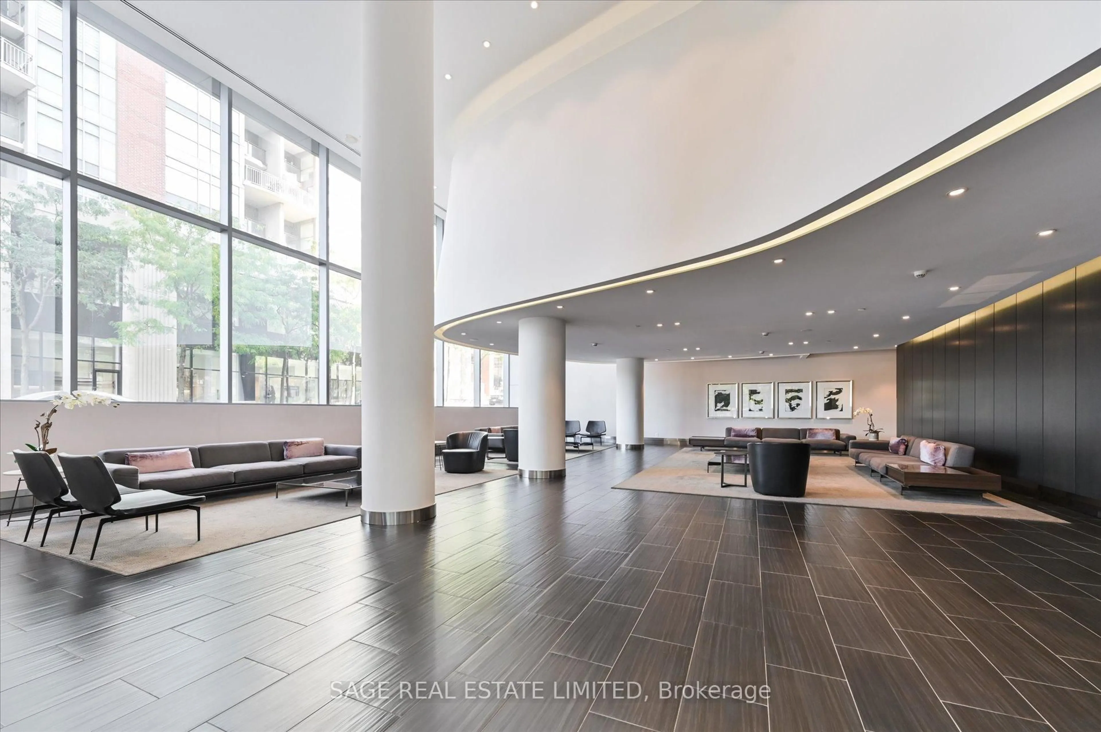 Lobby for 1815 Yonge St #507, Toronto Ontario M4S 1X8